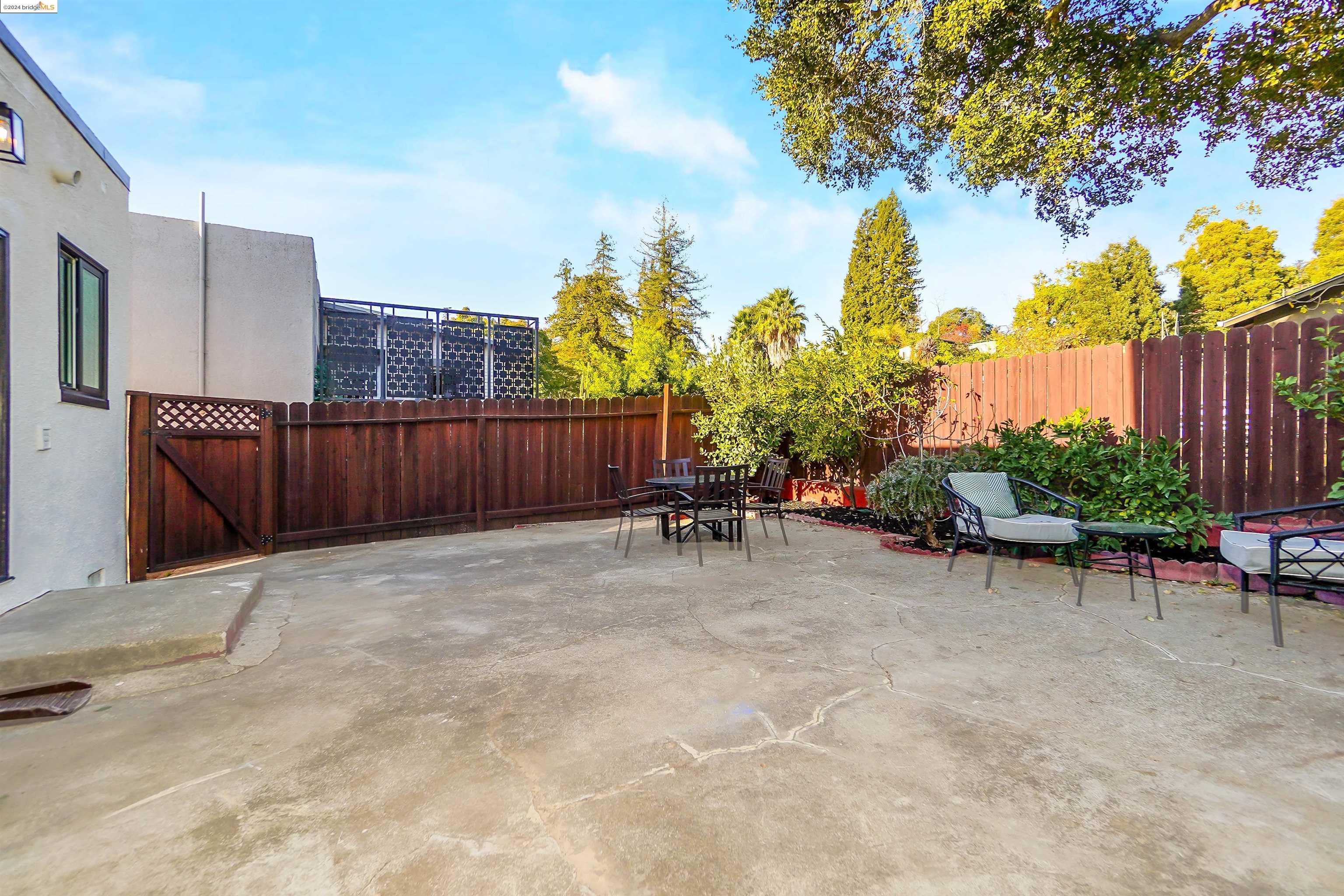 Detail Gallery Image 29 of 41 For 4020 Bayo St, Oakland,  CA 94619-2102 - 3 Beds | 1 Baths