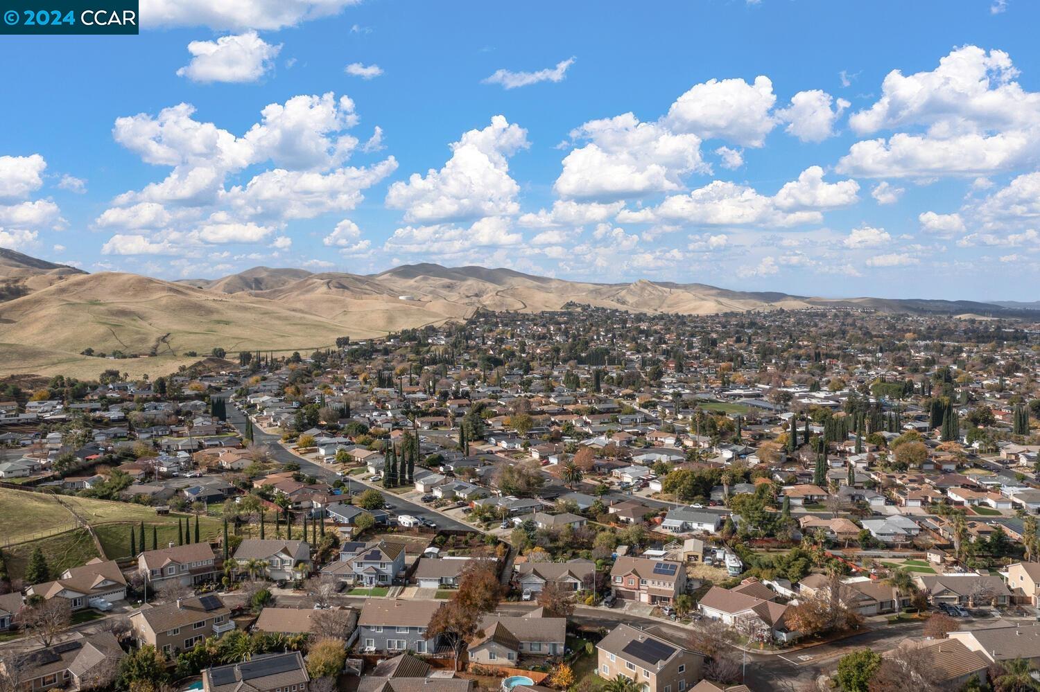 Detail Gallery Image 34 of 37 For 4406 Mira Loma Dr, Pittsburg,  CA 94565 - 4 Beds | 2 Baths