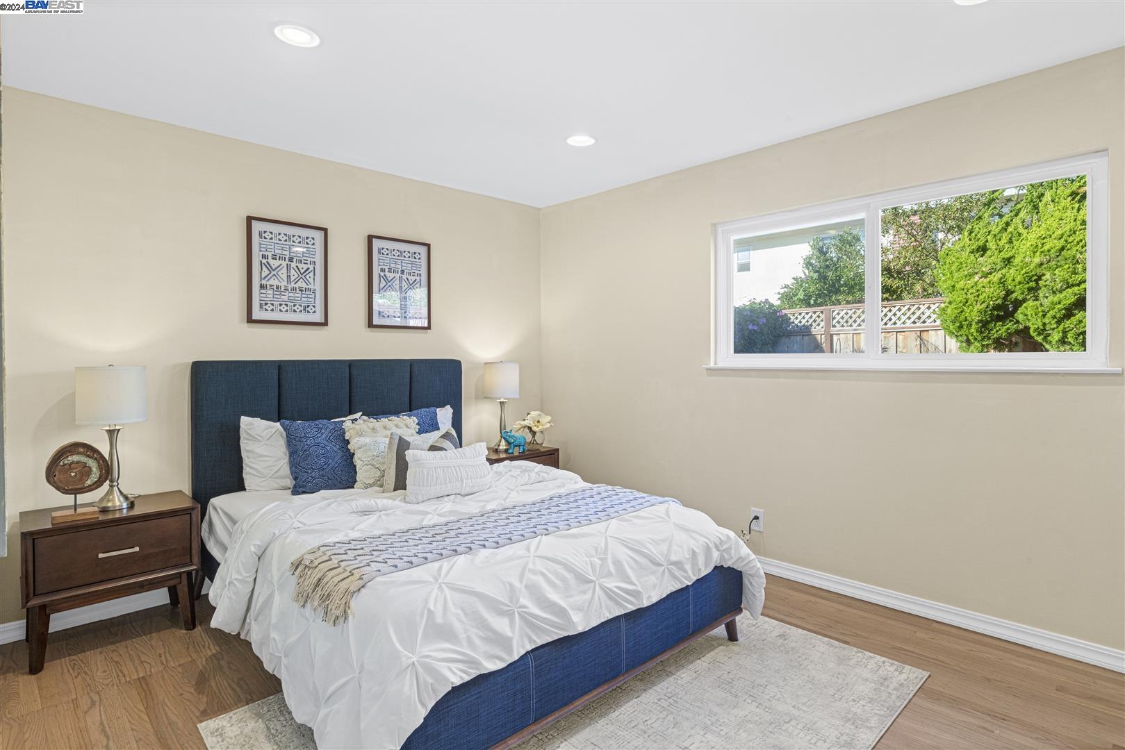 Detail Gallery Image 20 of 38 For 727 Widgeon St, Foster City,  CA 94404 - 5 Beds | 2 Baths