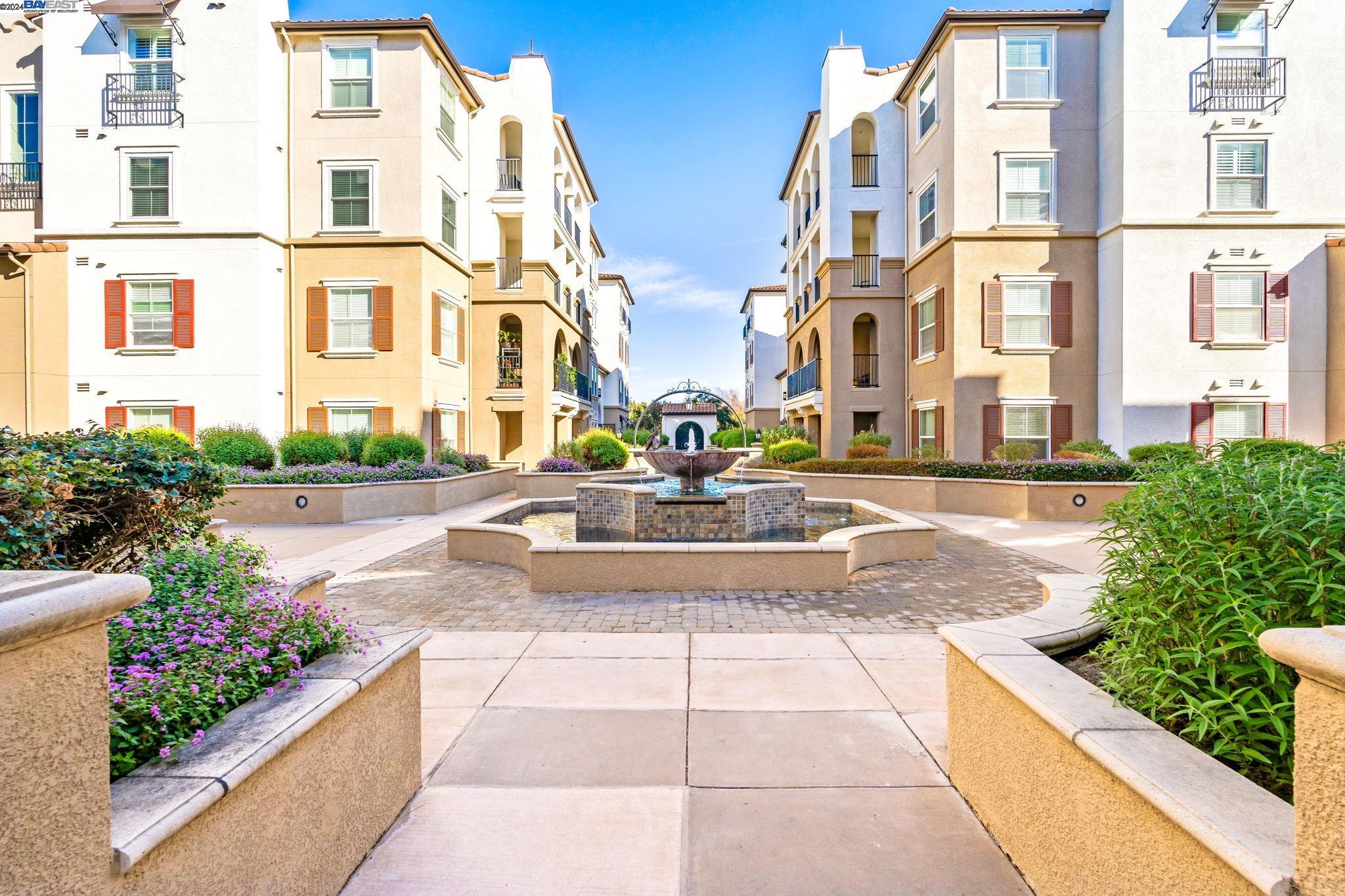 MLS: 41075712 Condo For Sale