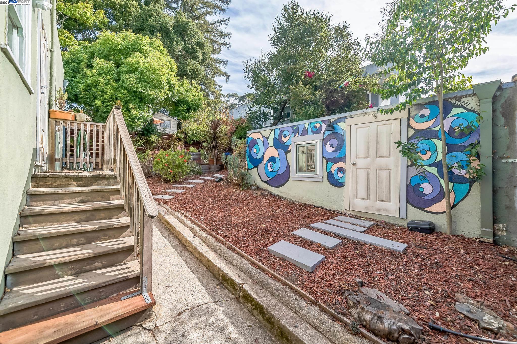 Detail Gallery Image 20 of 33 For 3900 Laurel Ave, Oakland,  CA 94602 - 2 Beds | 1 Baths