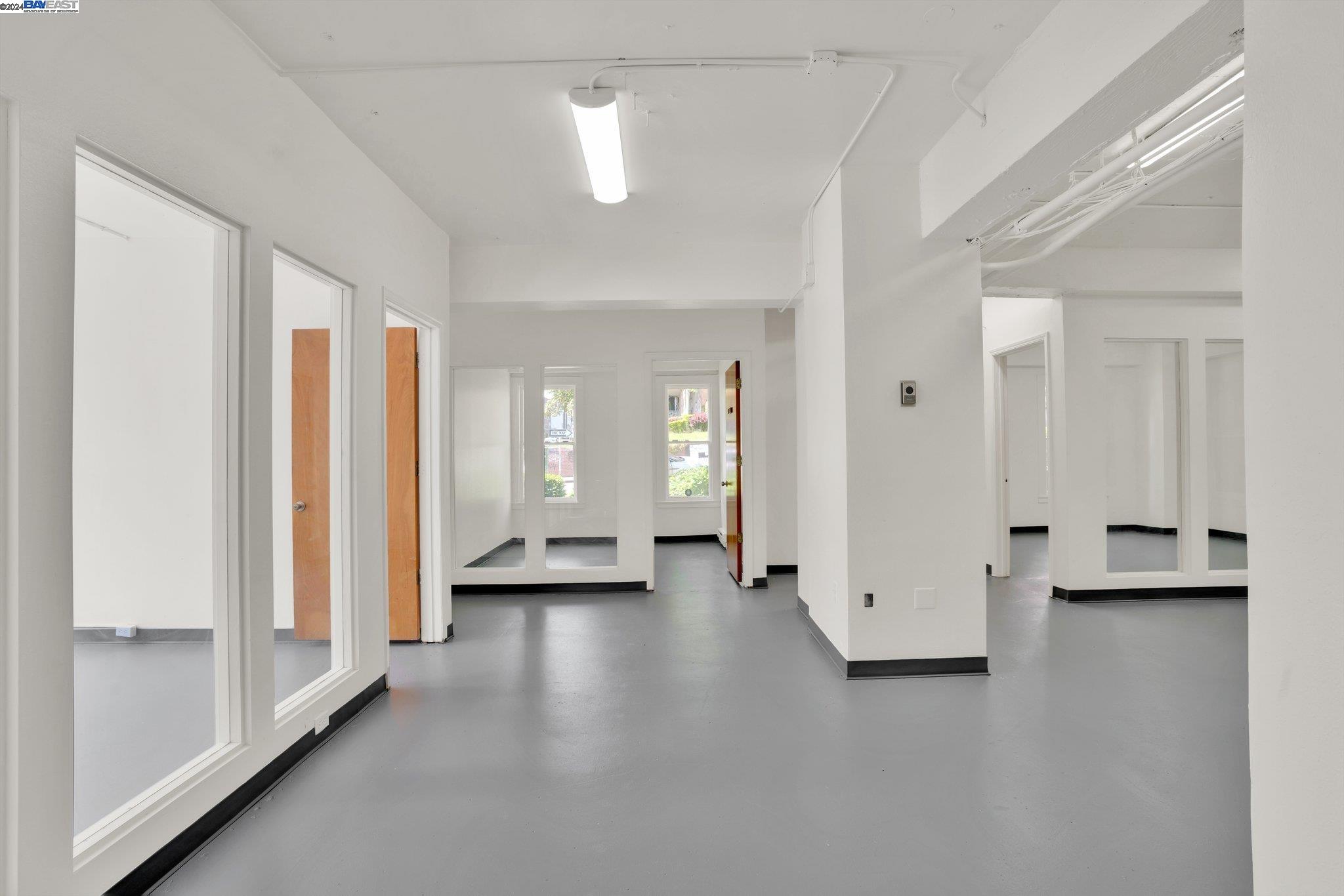 Detail Gallery Image 15 of 36 For , Oakland,  CA 94612 - – Beds | – Baths