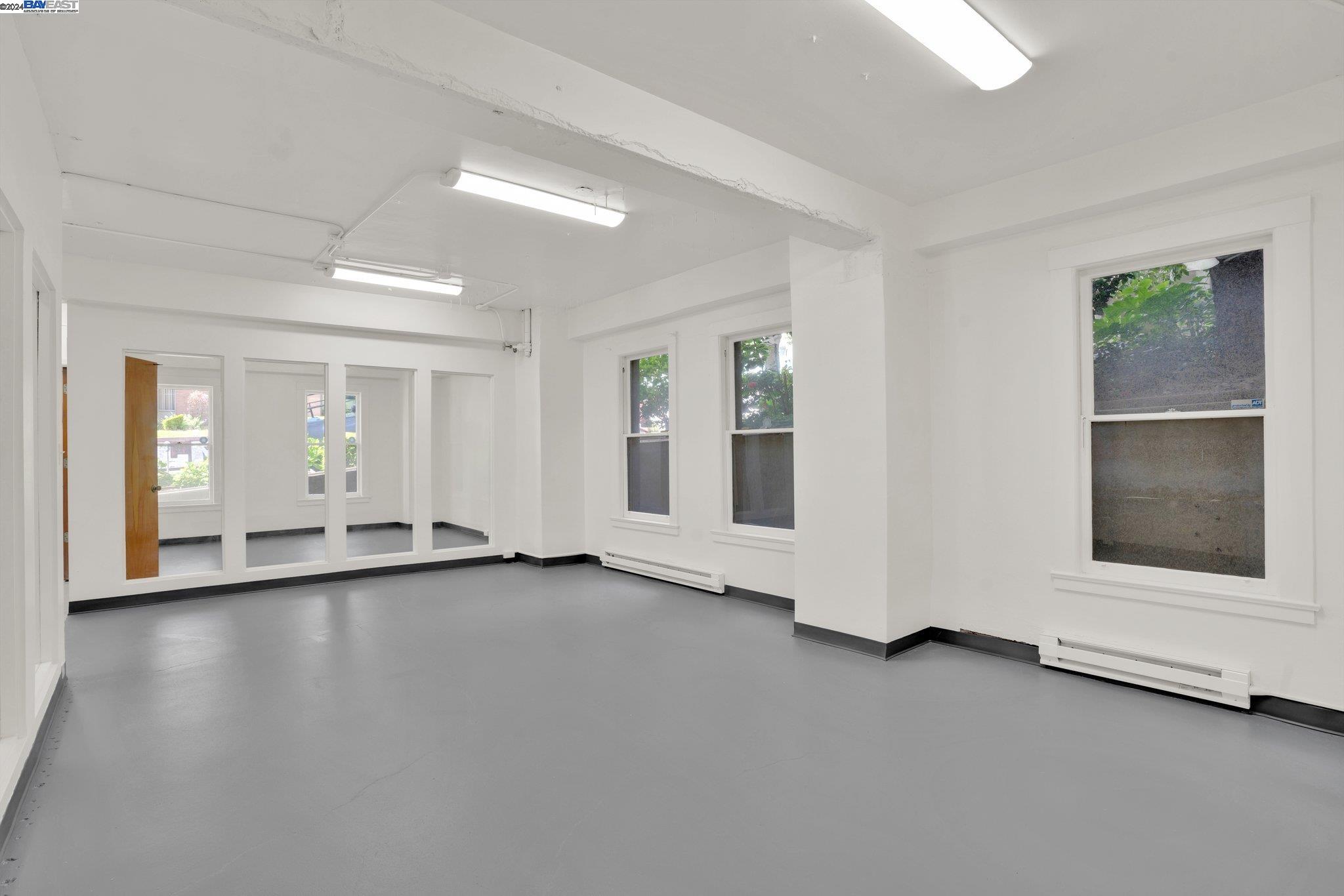 Detail Gallery Image 20 of 36 For , Oakland,  CA 94612 - – Beds | – Baths