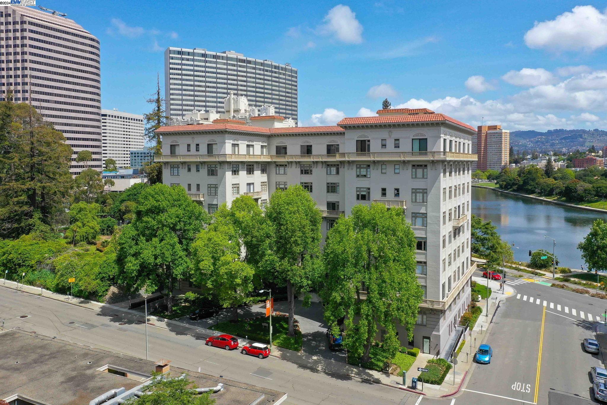 Detail Gallery Image 3 of 36 For , Oakland,  CA 94612 - – Beds | – Baths