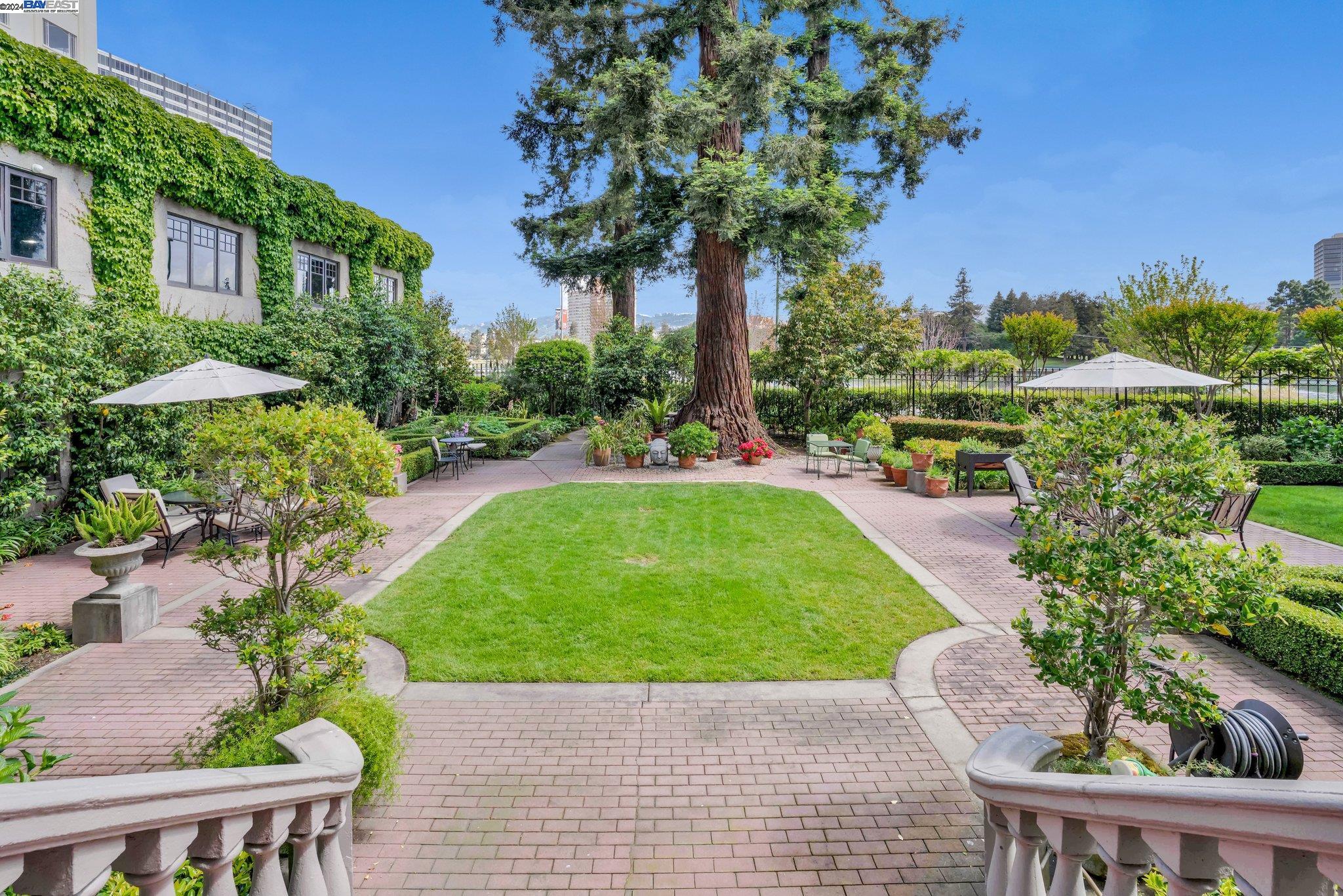 Detail Gallery Image 28 of 36 For , Oakland,  CA 94612 - – Beds | – Baths