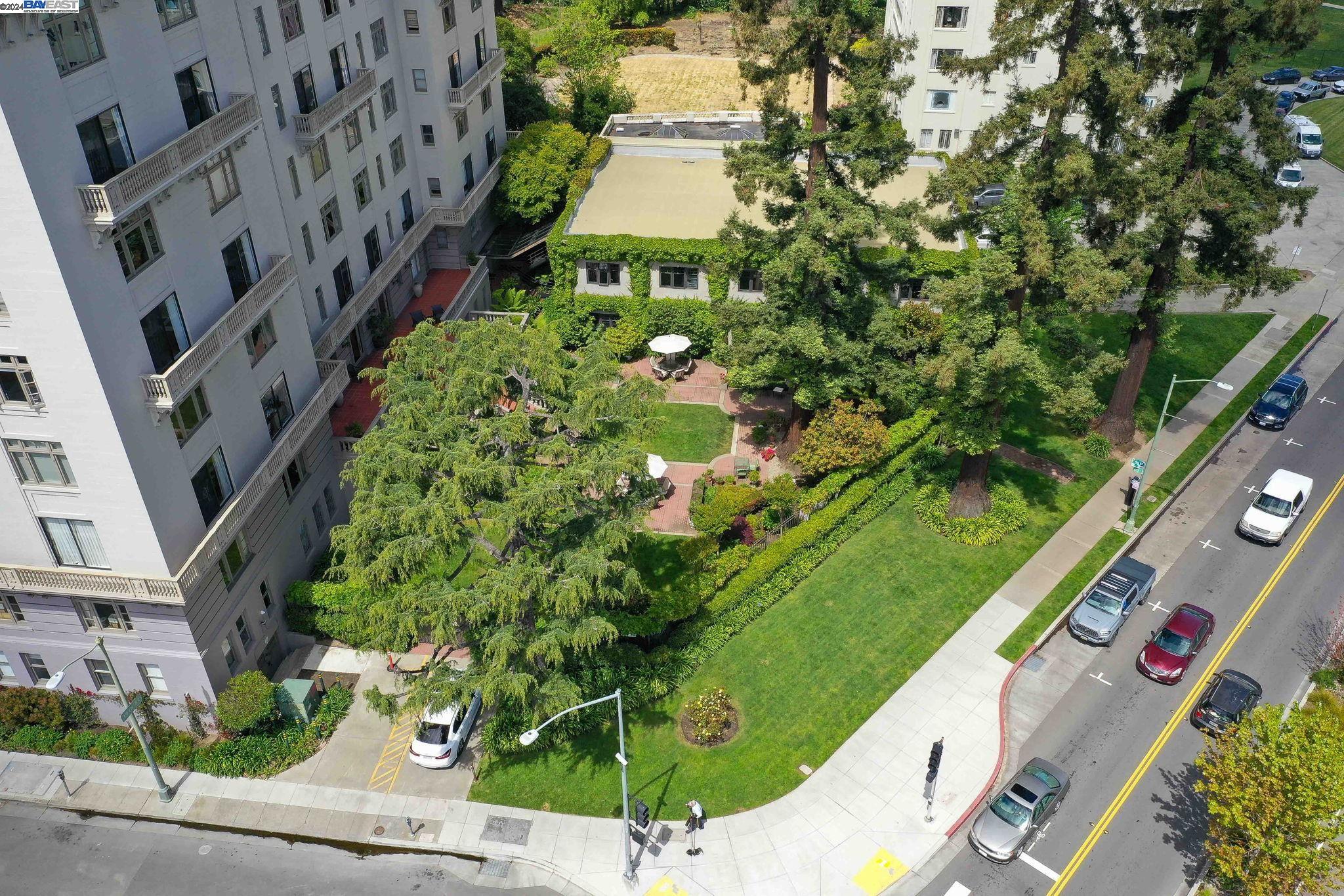 Detail Gallery Image 5 of 36 For , Oakland,  CA 94612 - – Beds | – Baths