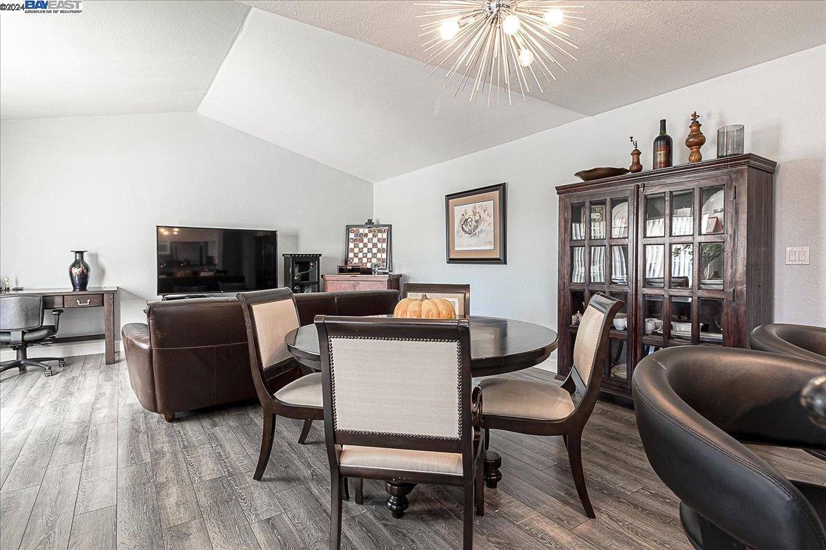 Detail Gallery Image 11 of 21 For 3921 Dale Rd #D,  Modesto,  CA 95356-0265 - 2 Beds | 2 Baths