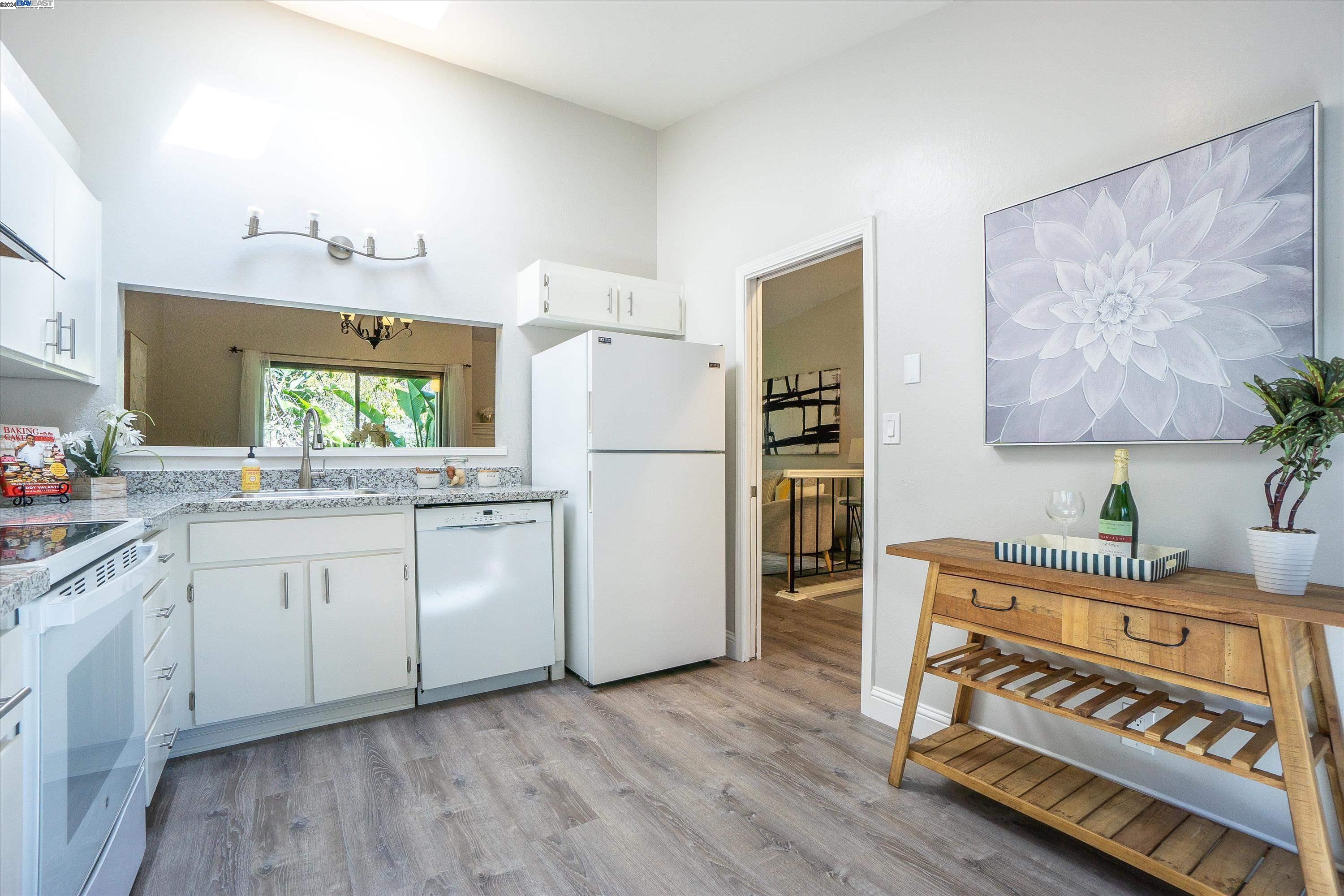 Photo #5: 41075999 Listing 
