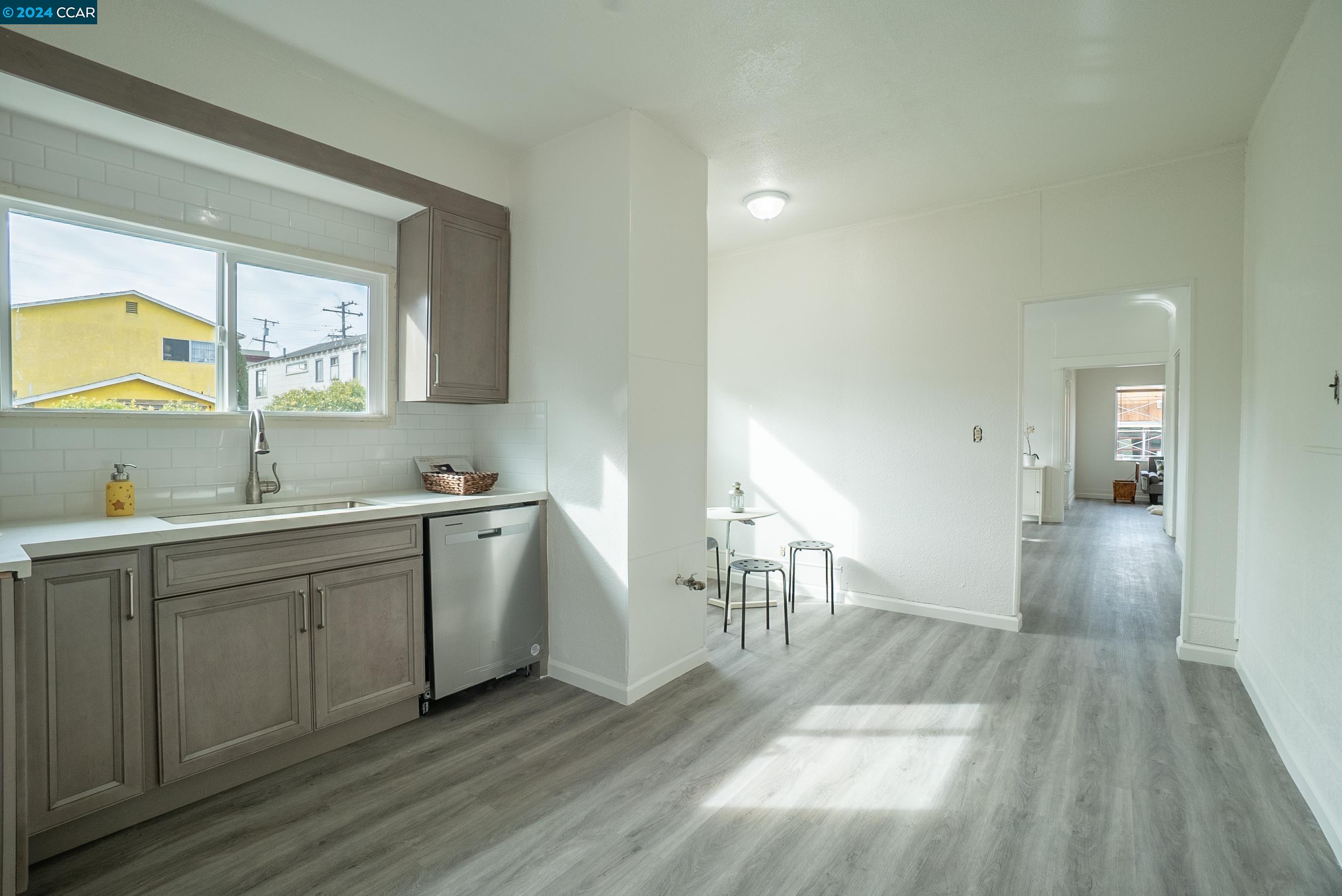 Detail Gallery Image 17 of 32 For 2709 California St, Berkeley,  CA 94703 - 2 Beds | 1 Baths
