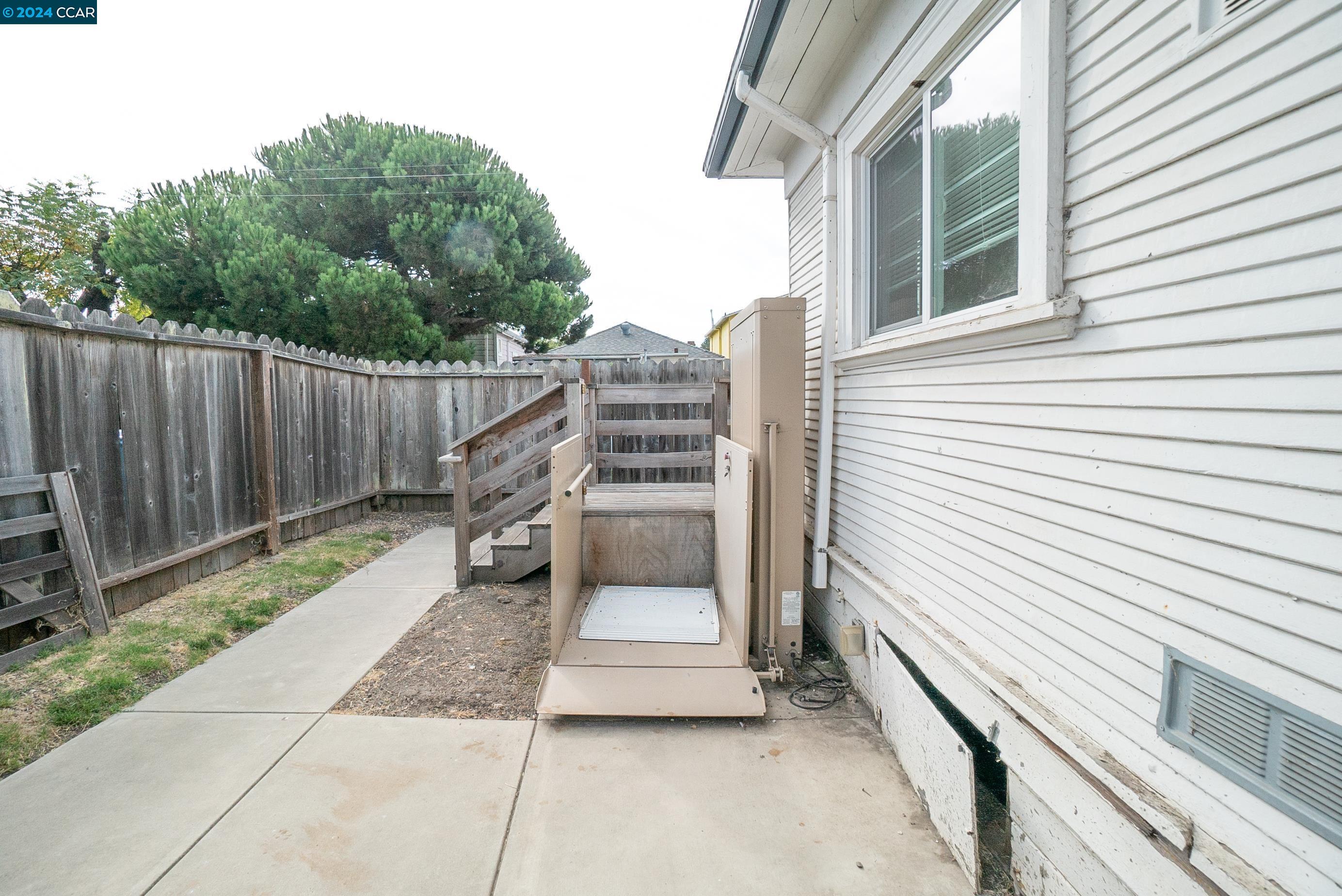 Detail Gallery Image 29 of 32 For 2709 California St, Berkeley,  CA 94703 - 2 Beds | 1 Baths