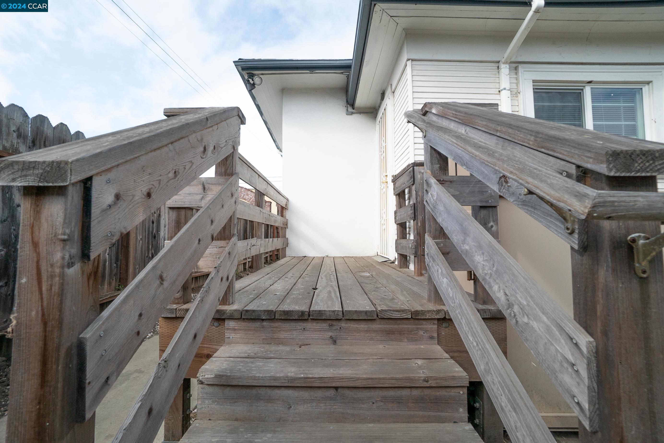 Detail Gallery Image 30 of 32 For 2709 California St, Berkeley,  CA 94703 - 2 Beds | 1 Baths