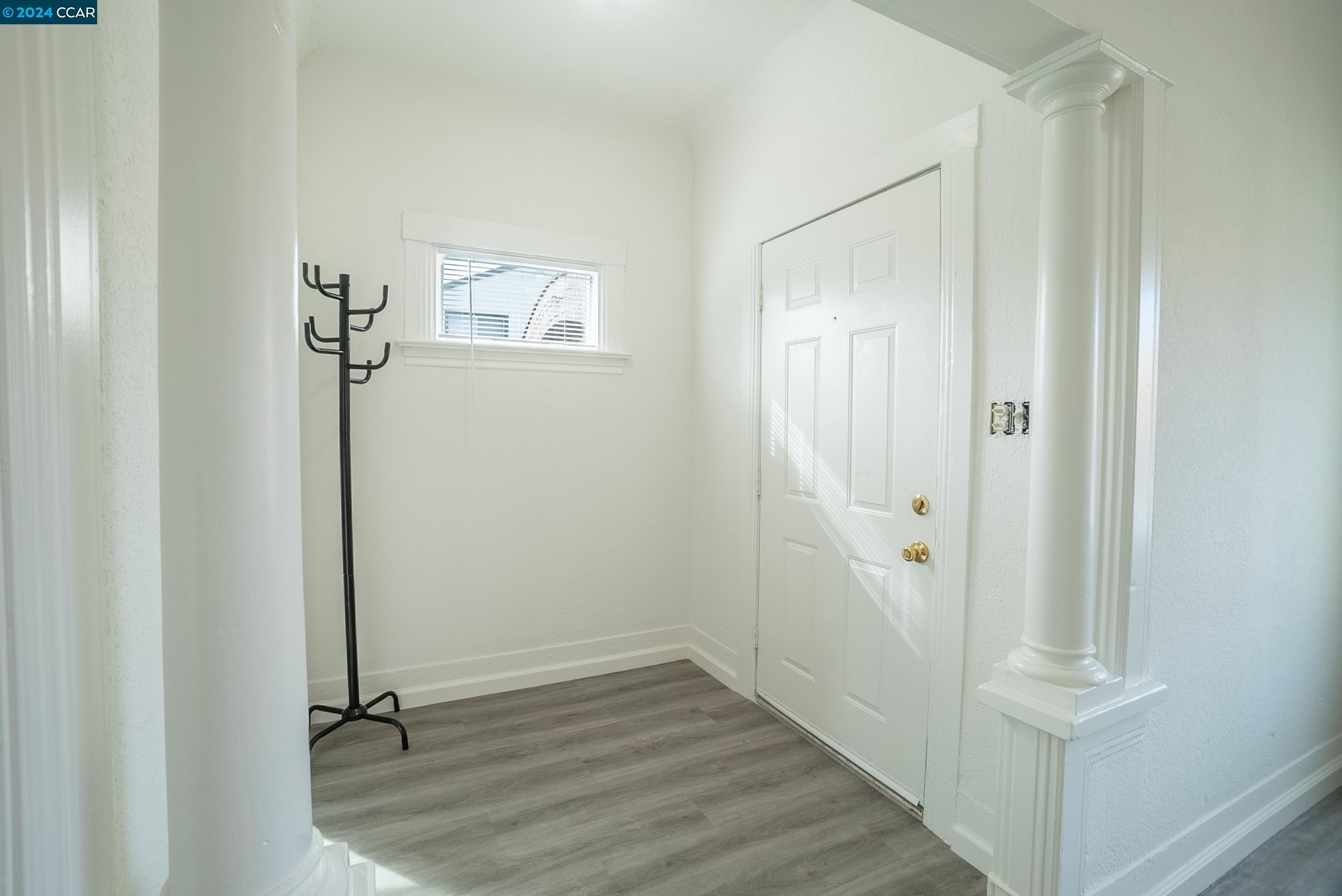 Detail Gallery Image 5 of 32 For 2709 California St, Berkeley,  CA 94703 - 2 Beds | 1 Baths