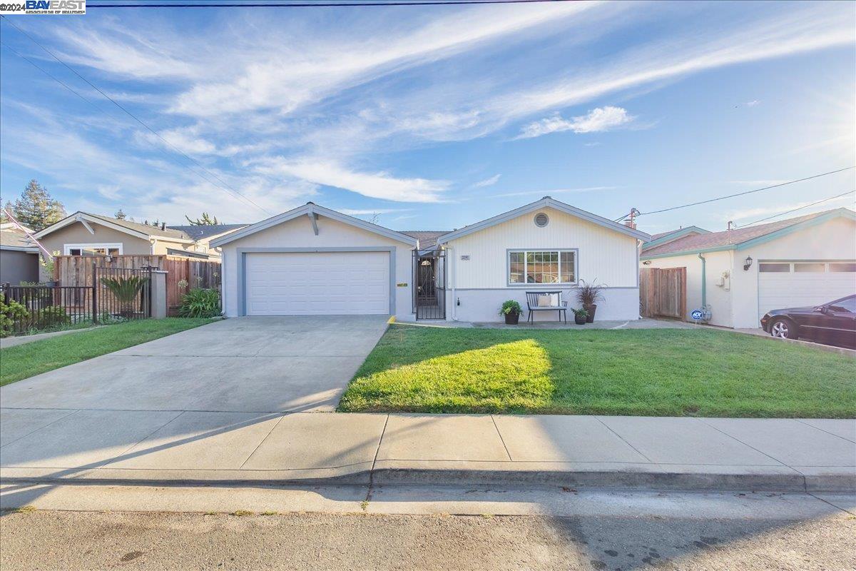 Detail Gallery Image 1 of 1 For 33141 Basswood Ave, Union City,  CA 94587 - 4 Beds | 2 Baths