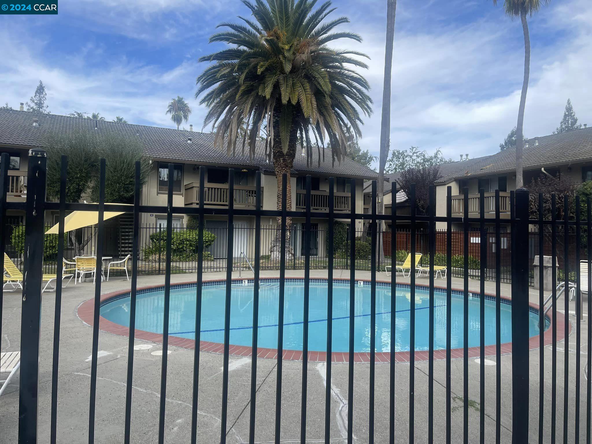 Photo #3: 41076063 Listing 