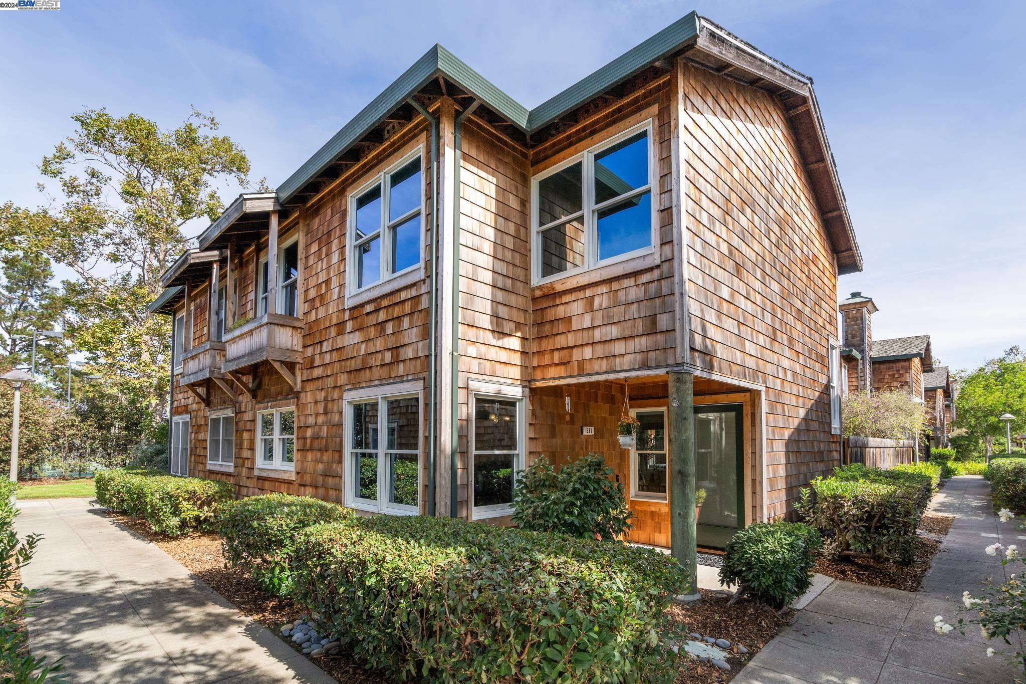 More Details about MLS # 41076135 : 311 CENTRE COURT