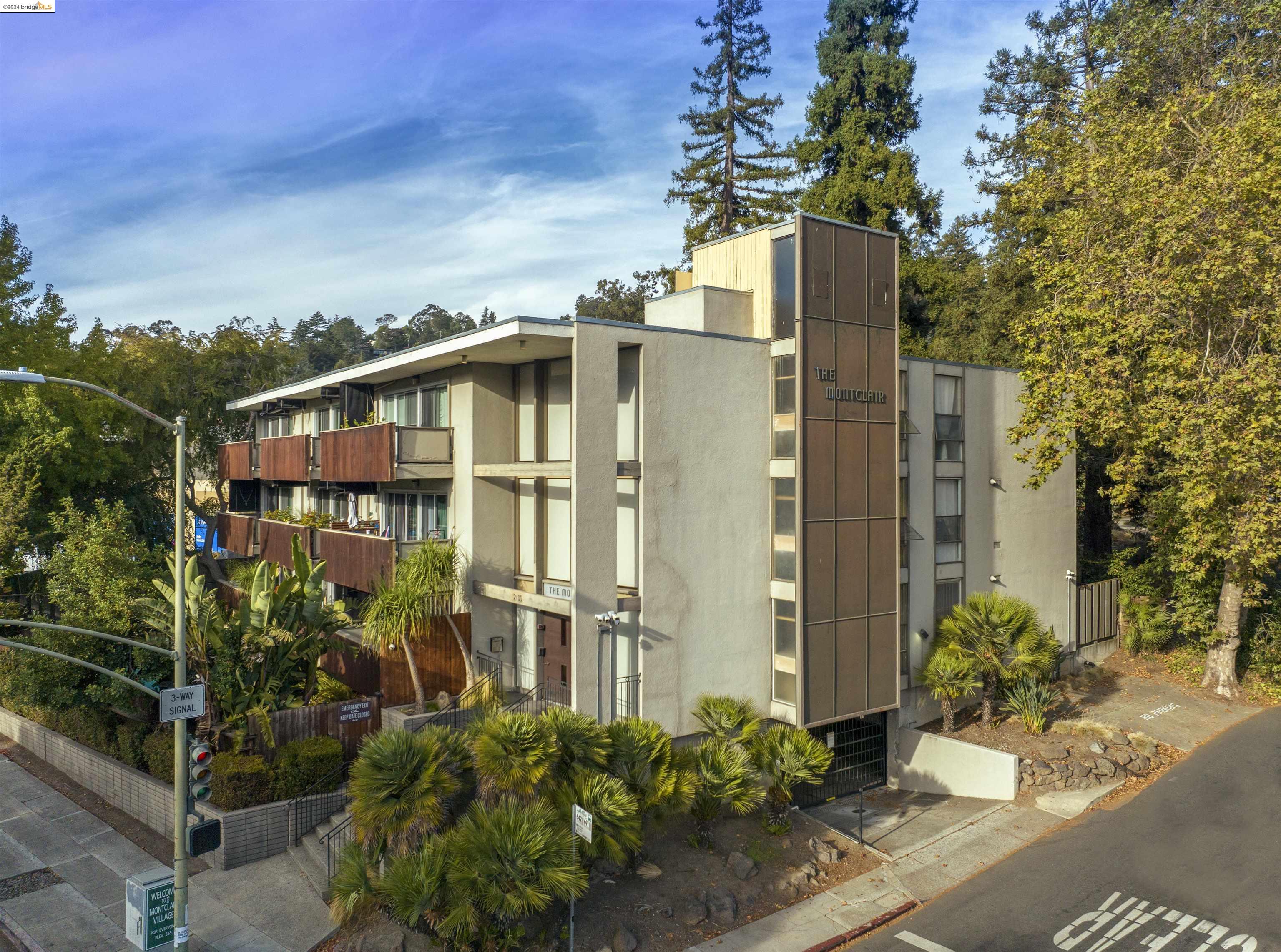 More Details about MLS # 41076162 : 2130 MOUNTAIN BLVD # 101