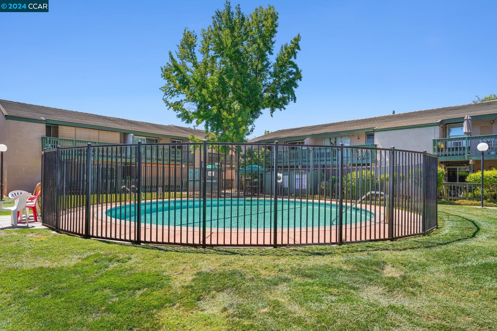 Detail Gallery Image 24 of 30 For 4888 Clayton Rd #29,  Concord,  CA 94521 - 1 Beds | 1 Baths