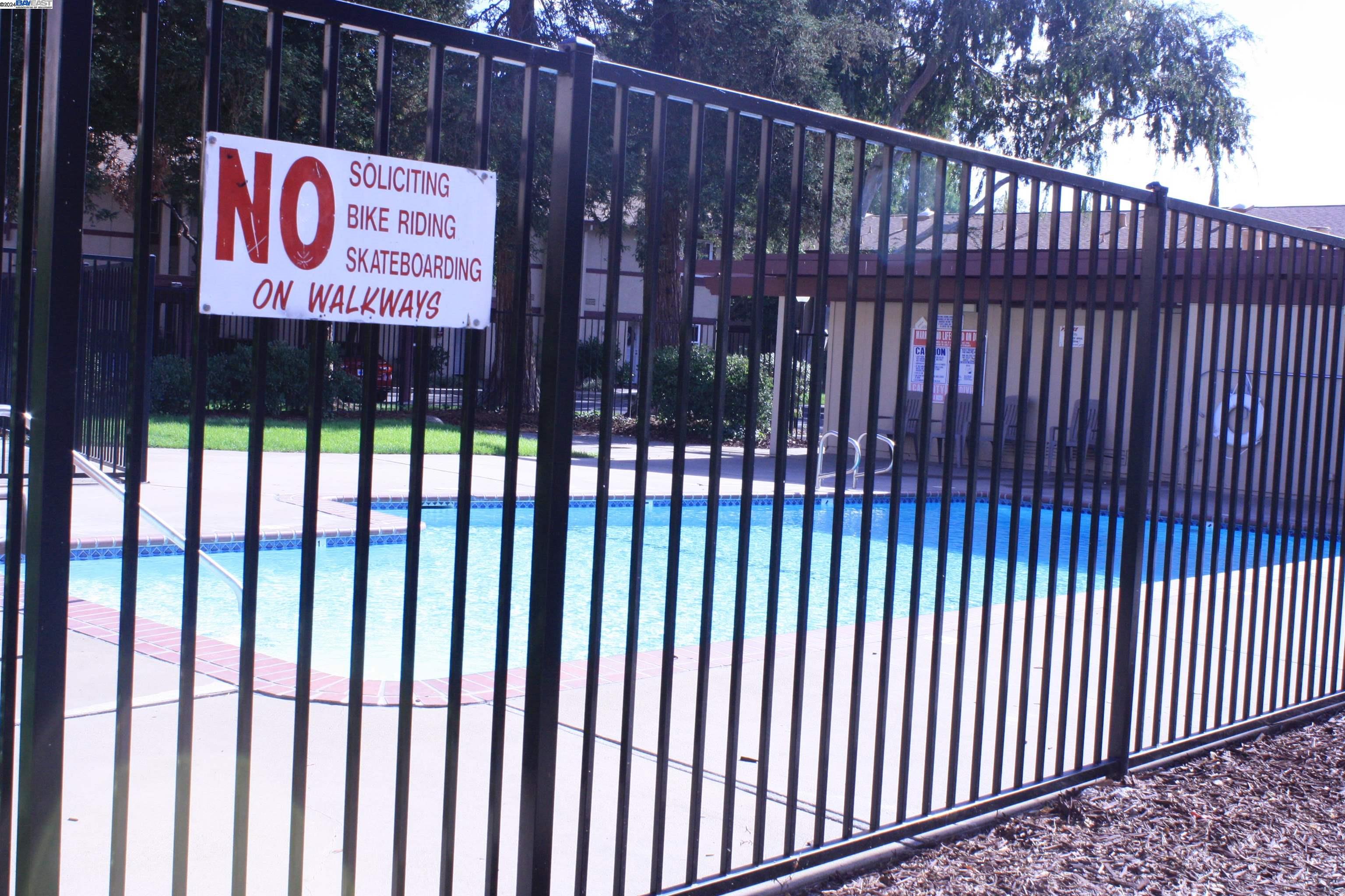 Photo #13: 41076236 Listing: Photo #13