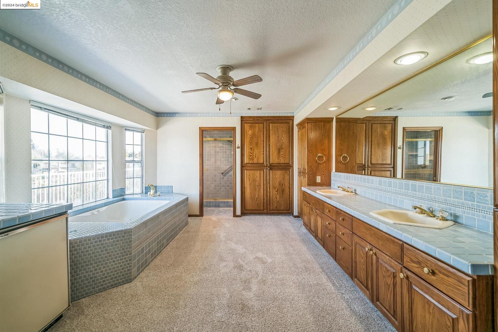 Detail Gallery Image 25 of 33 For 1720 Windjammer Ct, Lodi,  CA 95242 - 3 Beds | 2/1 Baths