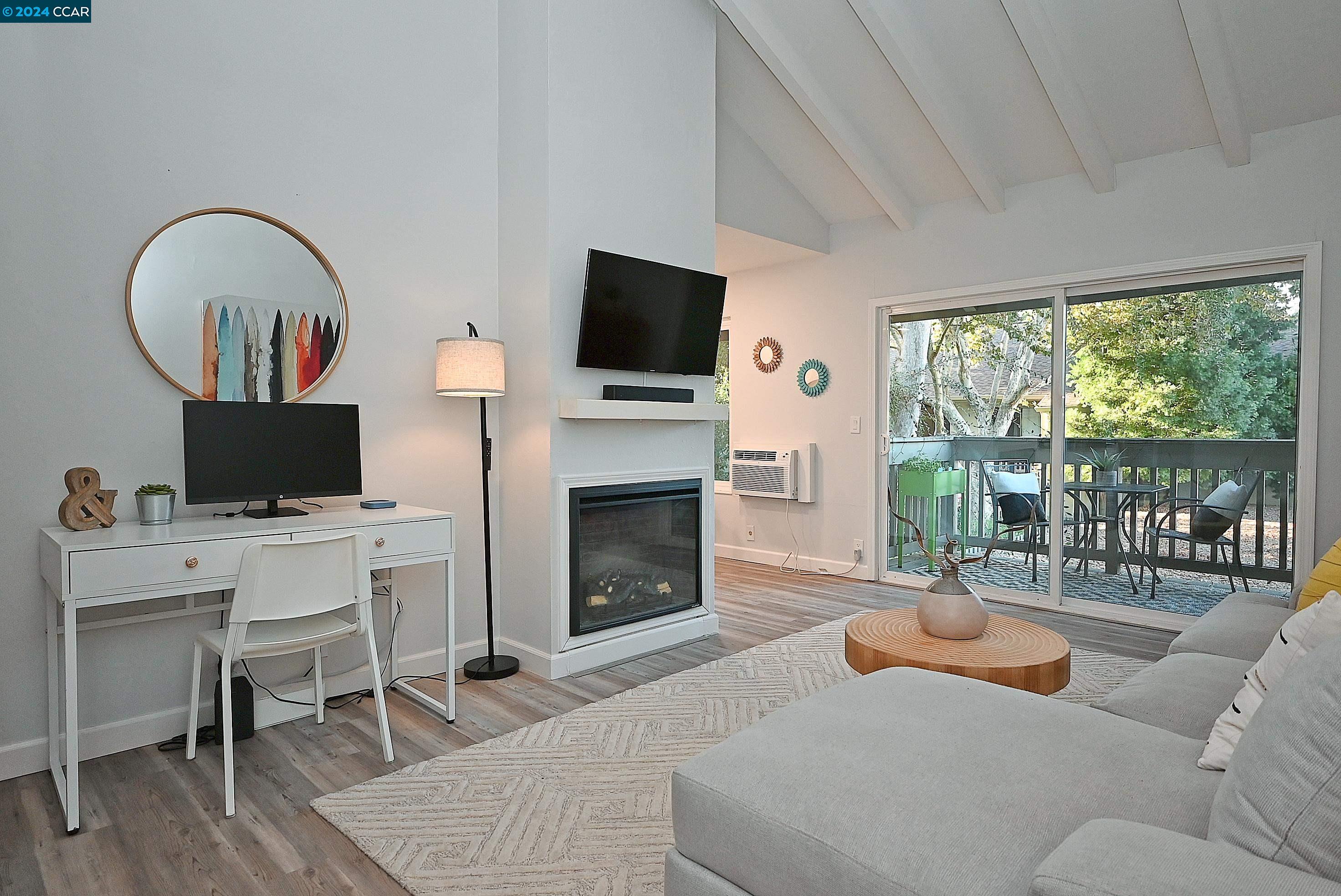 Photo #2: 41076282 Listing 