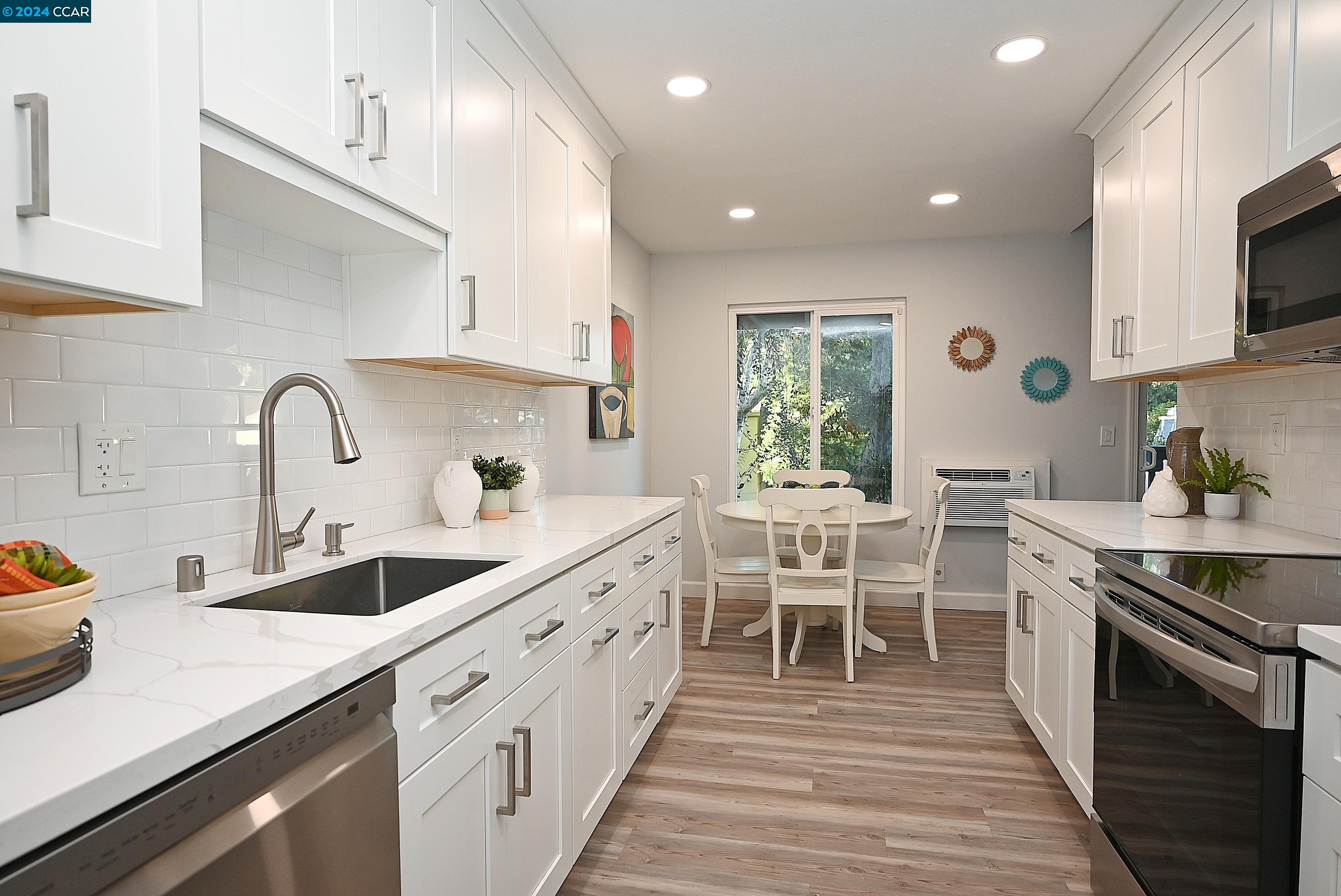 Photo #5: 41076282 Listing 