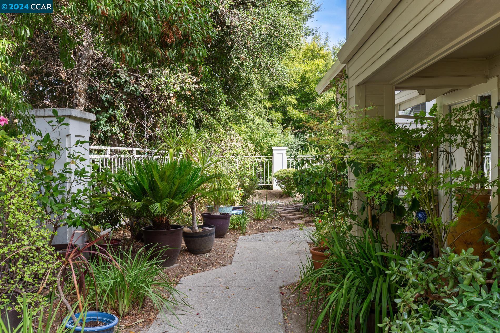 Photo #6: 41076310 Listing 