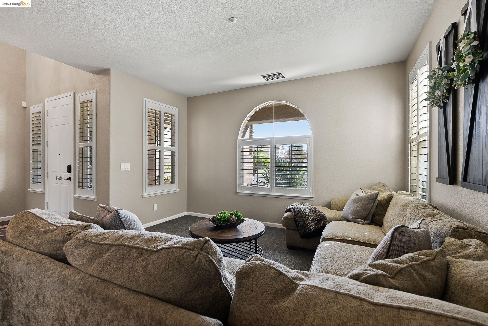 Detail Gallery Image 8 of 60 For 891 Inverness Ct, Brentwood,  CA 94513 - 4 Beds | 3/1 Baths