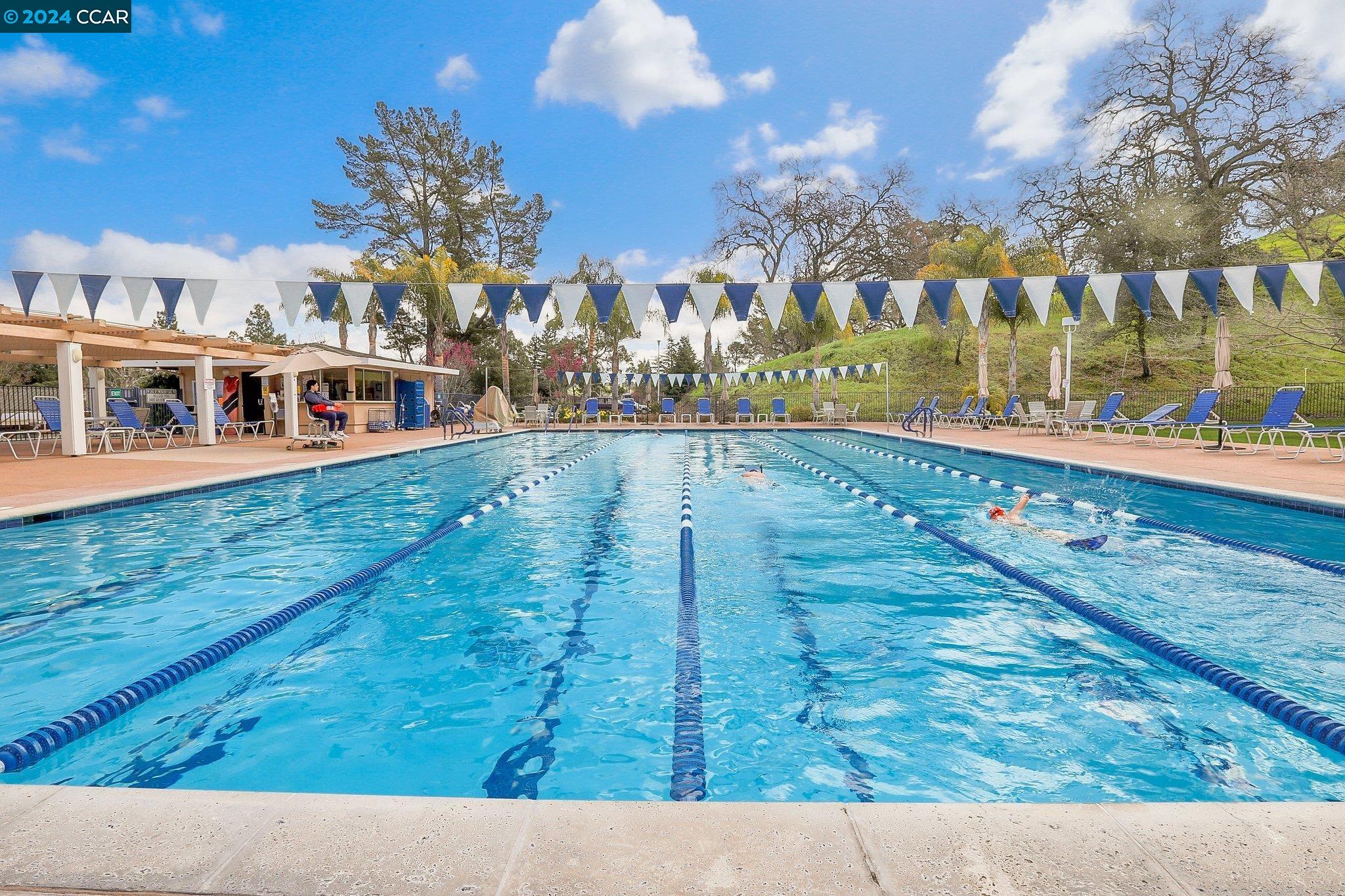 Detail Gallery Image 23 of 32 For 1225 Singingwood Ct #1,  Walnut Creek,  CA 94595 - 1 Beds | 1 Baths