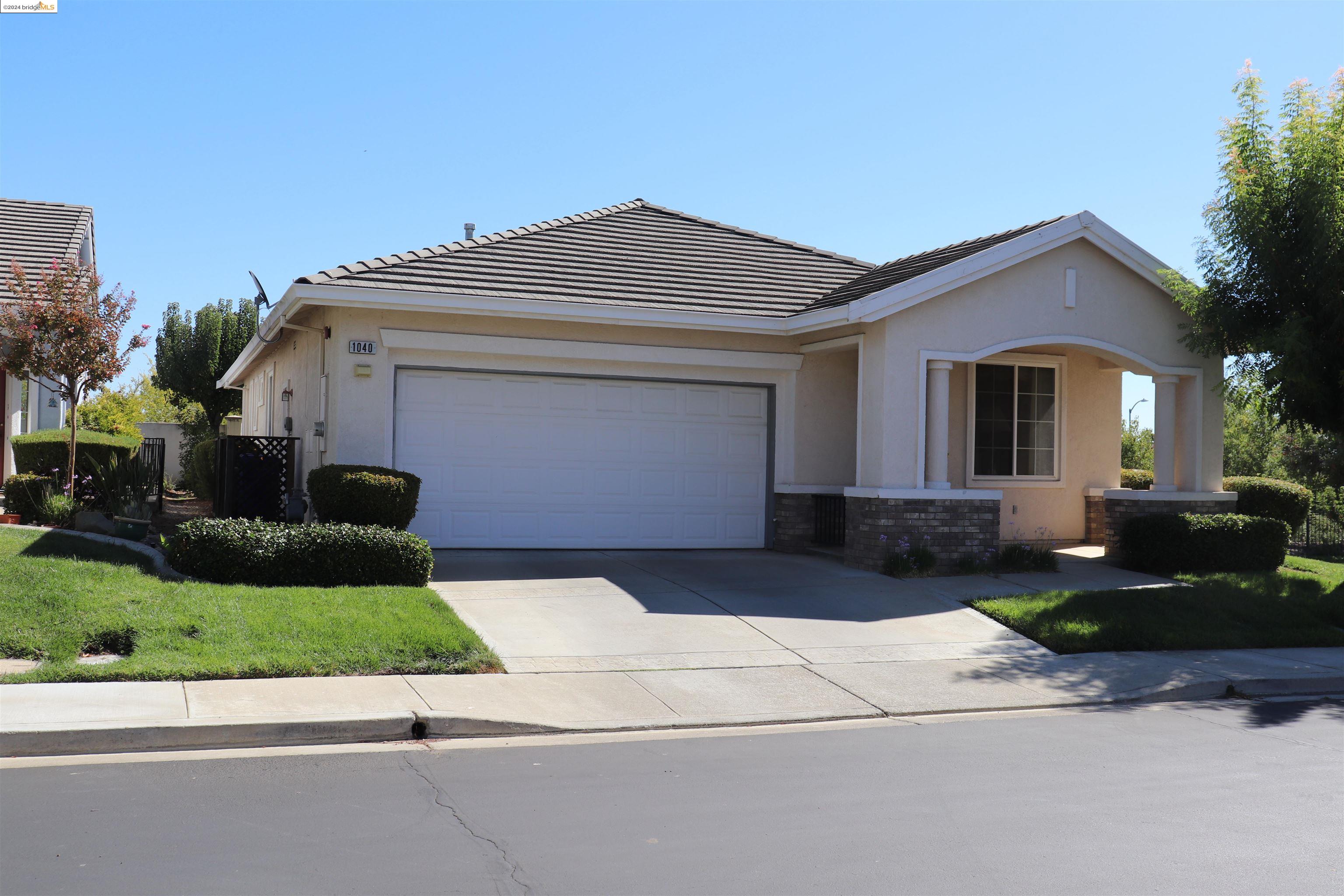 Detail Gallery Image 2 of 28 For 1040 Bismarck Terrace, Brentwood,  CA 94513 - 2 Beds | 2 Baths