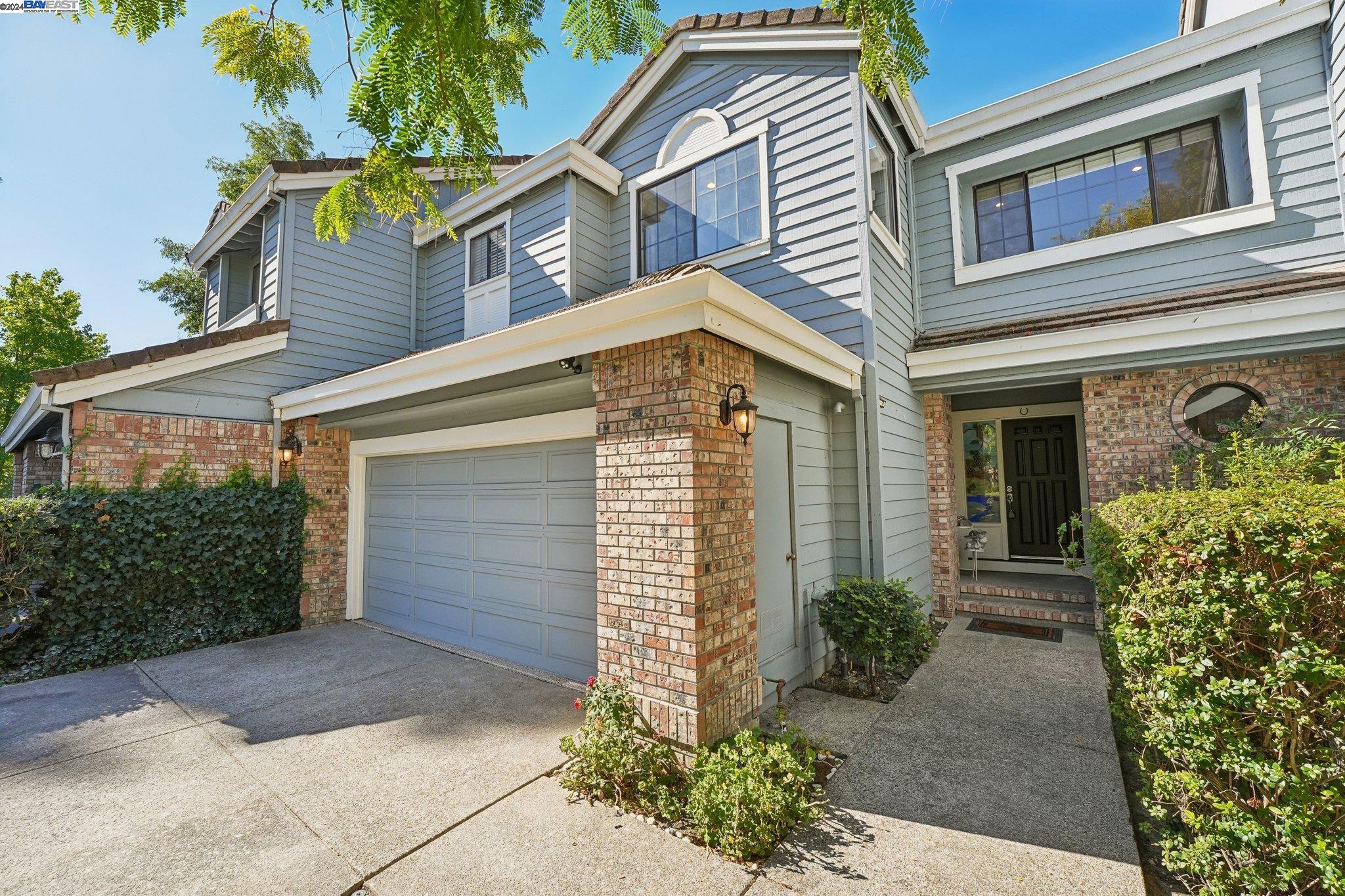 Browse active condo listings in BLACKHAWK COUNTRY CLUB