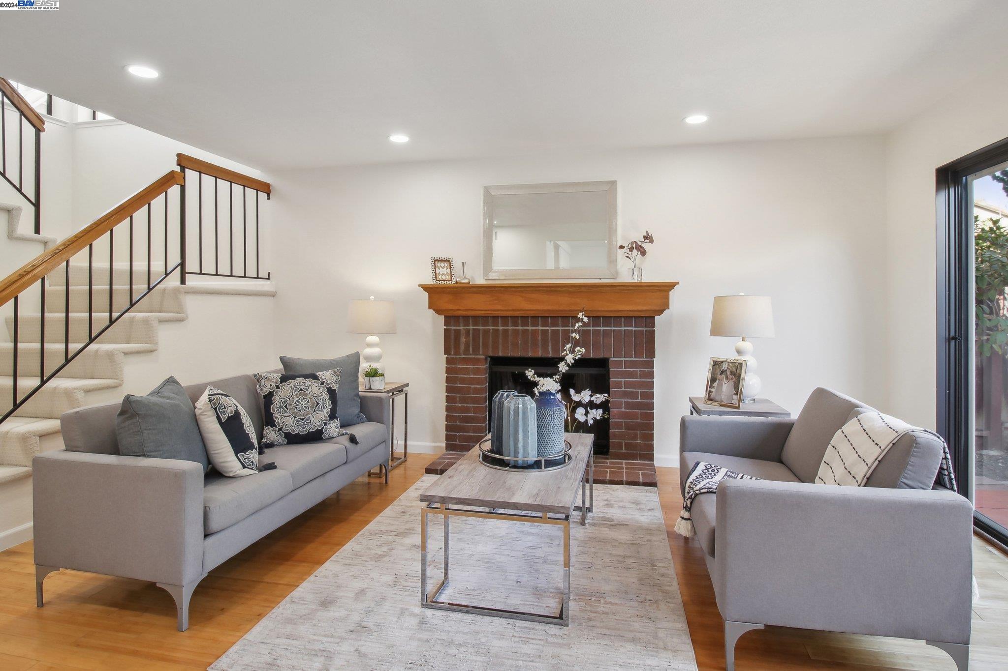 Photo #2: 41076403 Listing 