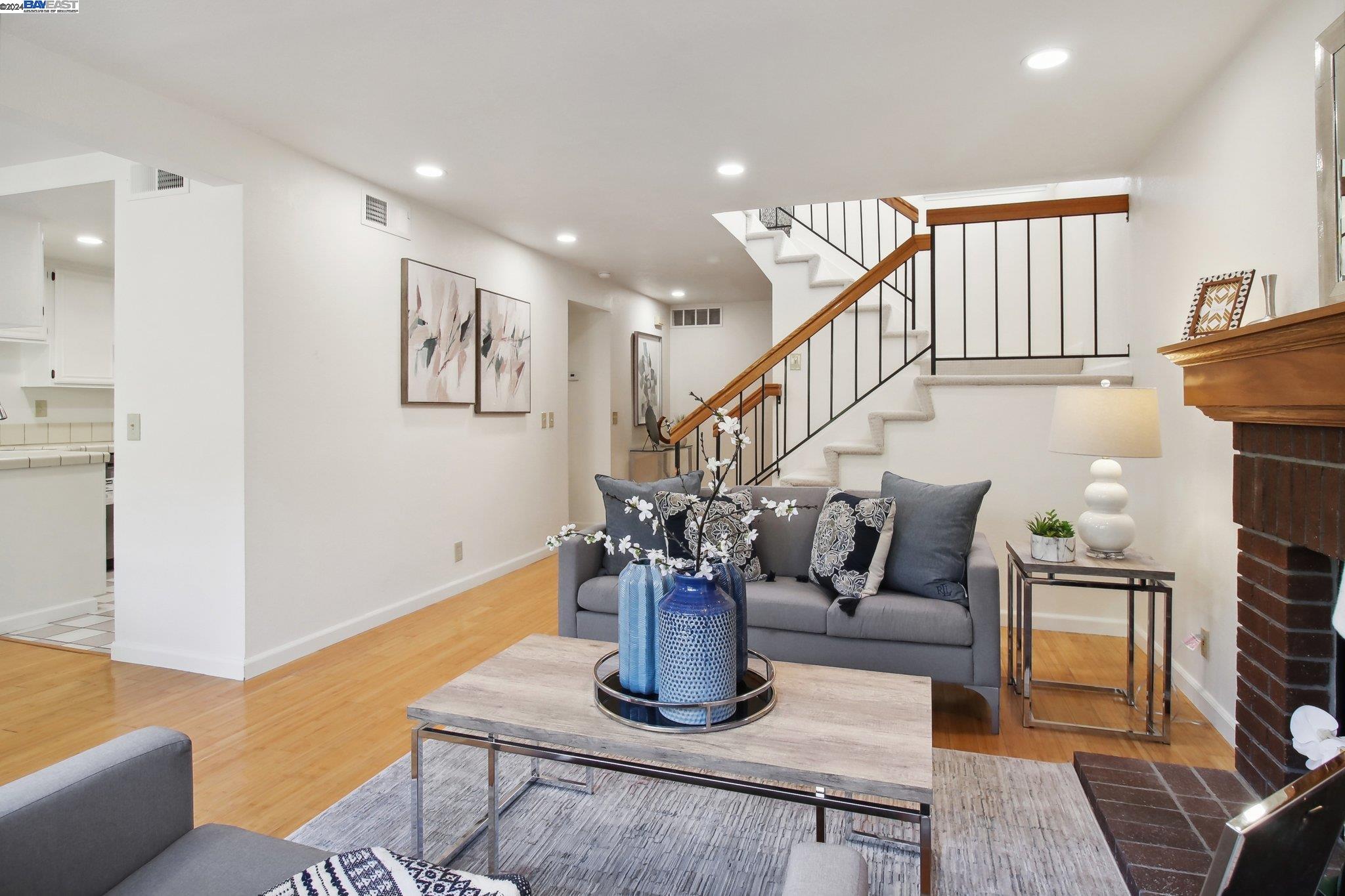 Photo #3: 41076403 Listing 