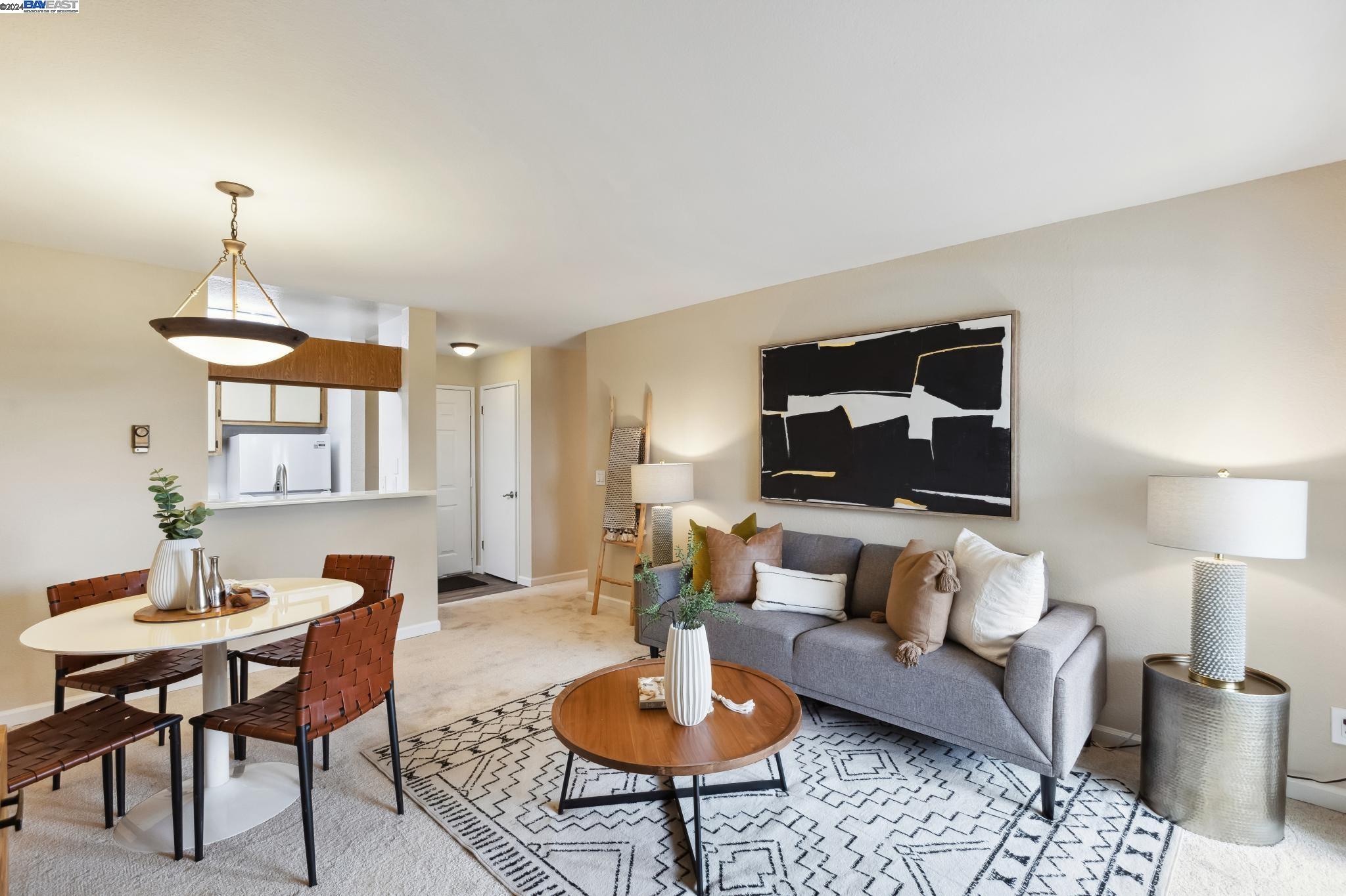 Browse active condo listings in MONTIERA