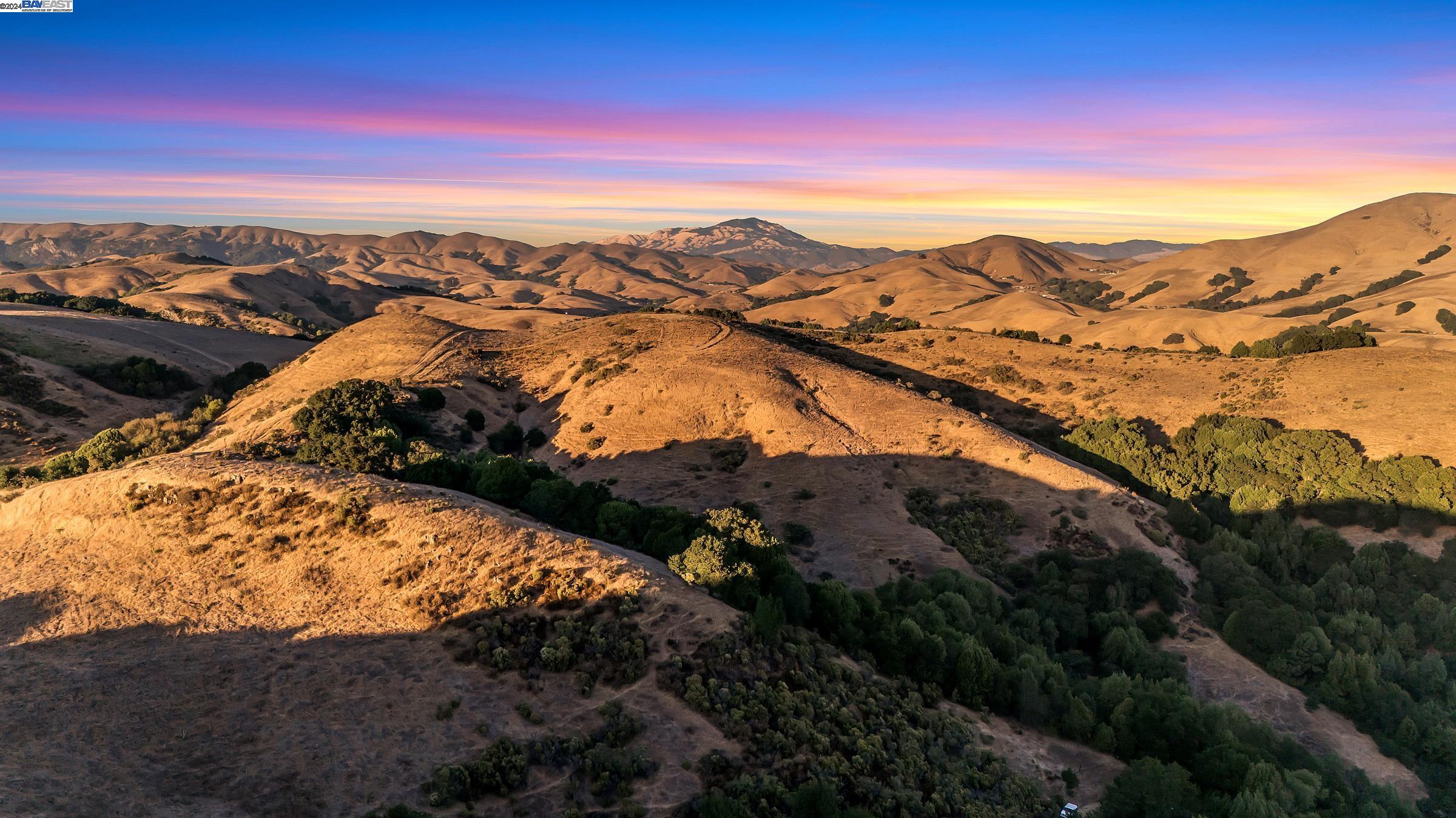 Detail Gallery Image 2 of 6 For Crow Canyon Road, Castro Valley,  CA 94552 - – Beds | – Baths
