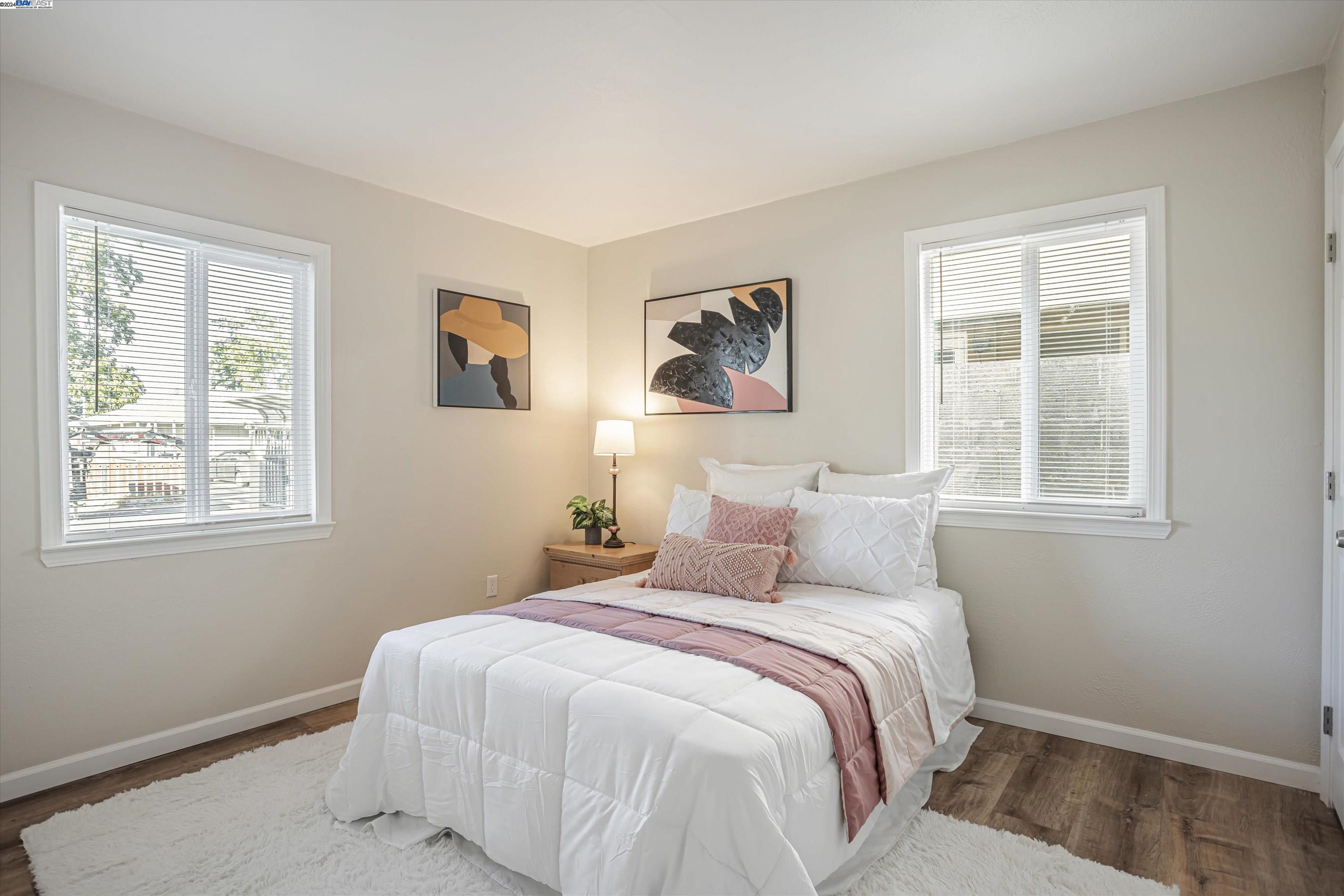 Detail Gallery Image 11 of 26 For 660 Acacia Ave, Sacramento,  CA 95815 - 3 Beds | 1 Baths