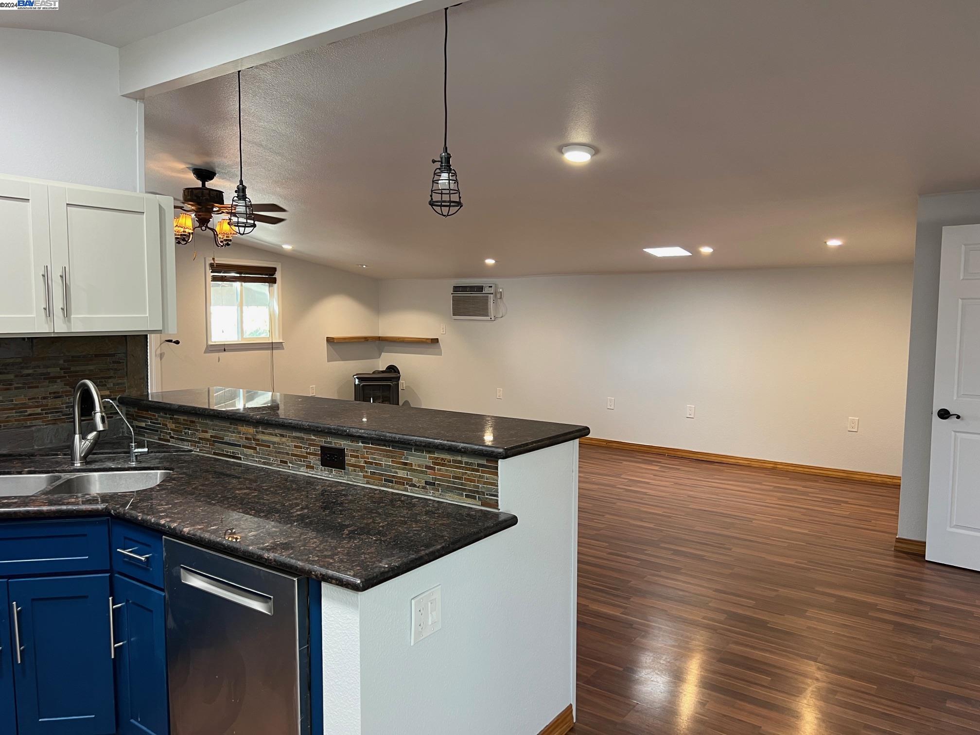 Detail Gallery Image 5 of 47 For 6020 Lindeman Rd #17,  Discovery Bay,  CA 94505 - 2 Beds | 2 Baths