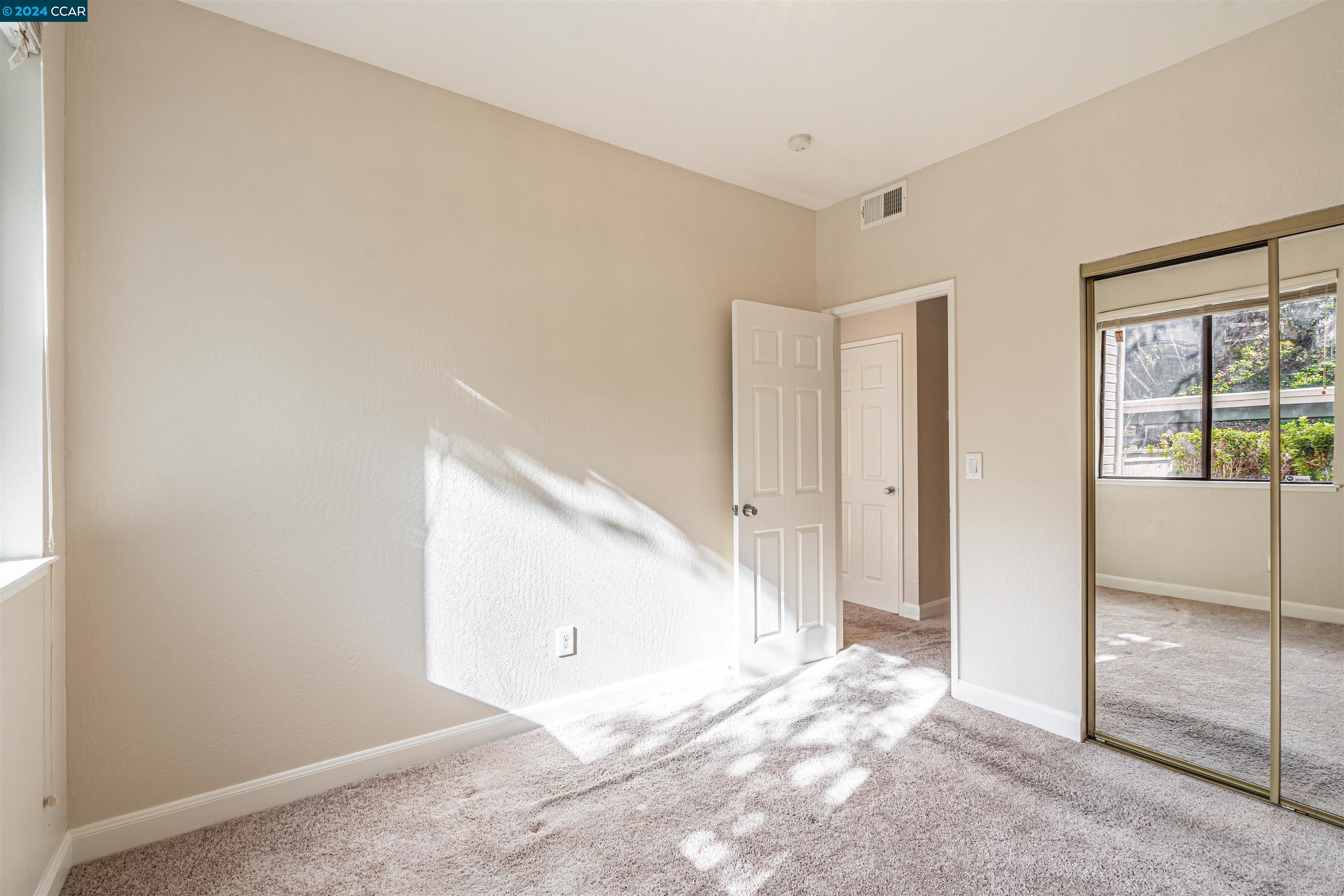 Detail Gallery Image 18 of 30 For 3616 Stoneglen S, Richmond,  CA 94806-5260 - 2 Beds | 2 Baths