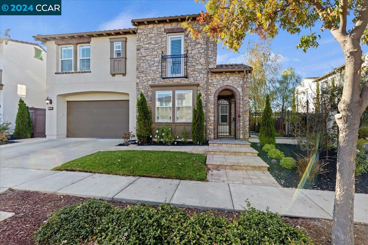 Straight on Mt. Diablo Views, Views, Views!! A Shapell Tuscany masterpiece, located in the most prestigious part of Alamo Creek. Executive home in the coveted Alamo Creek neighborhood. It is graced with new luxury hardwood floors, quartz countertops, recessed lighting, and designer amenities throughout. The modern, open floor plan features a spacious dining room overlooking private courtyard as well as a family room with fireplace and a dramatic two-story foyer curved staircase. The gourmet quartz & stainless steel kitchen will delight any chef featuring a waterfall island and a spacious butler’s pantry. Unobstructed views of the city and hills from each window is a bonus! This House, like NO OTHER offers 4 bedrooms each with its own full bathroom and a walk-in custom-made closet. Loft and retreat can be easily converted to a 5th and 6th bedroom. Dual HVAC zones. Whole House Fan. Surround sound systems and multimedia wired throughout. Main floor offers sanctuary like laundry room with daylight windows, utility tub and cabinetry. The 2 car garage provides custom made closets and overhead storage. Located on a premium private cul- de-sac lot, this home features a private yard with a resort-style oversized swimming pool, Spa, built-in BBQ island and a firepit.