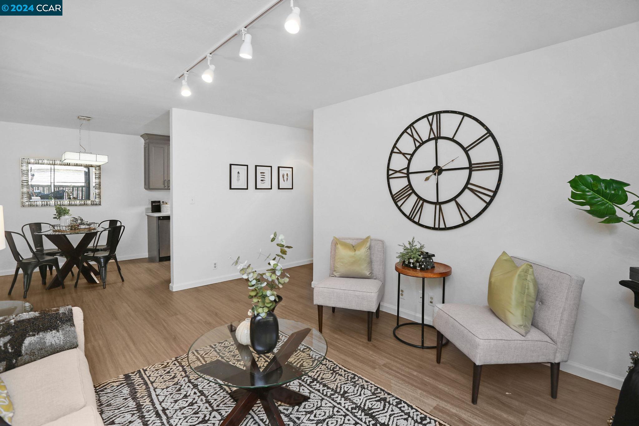 Photo #3: 41076618 Listing 