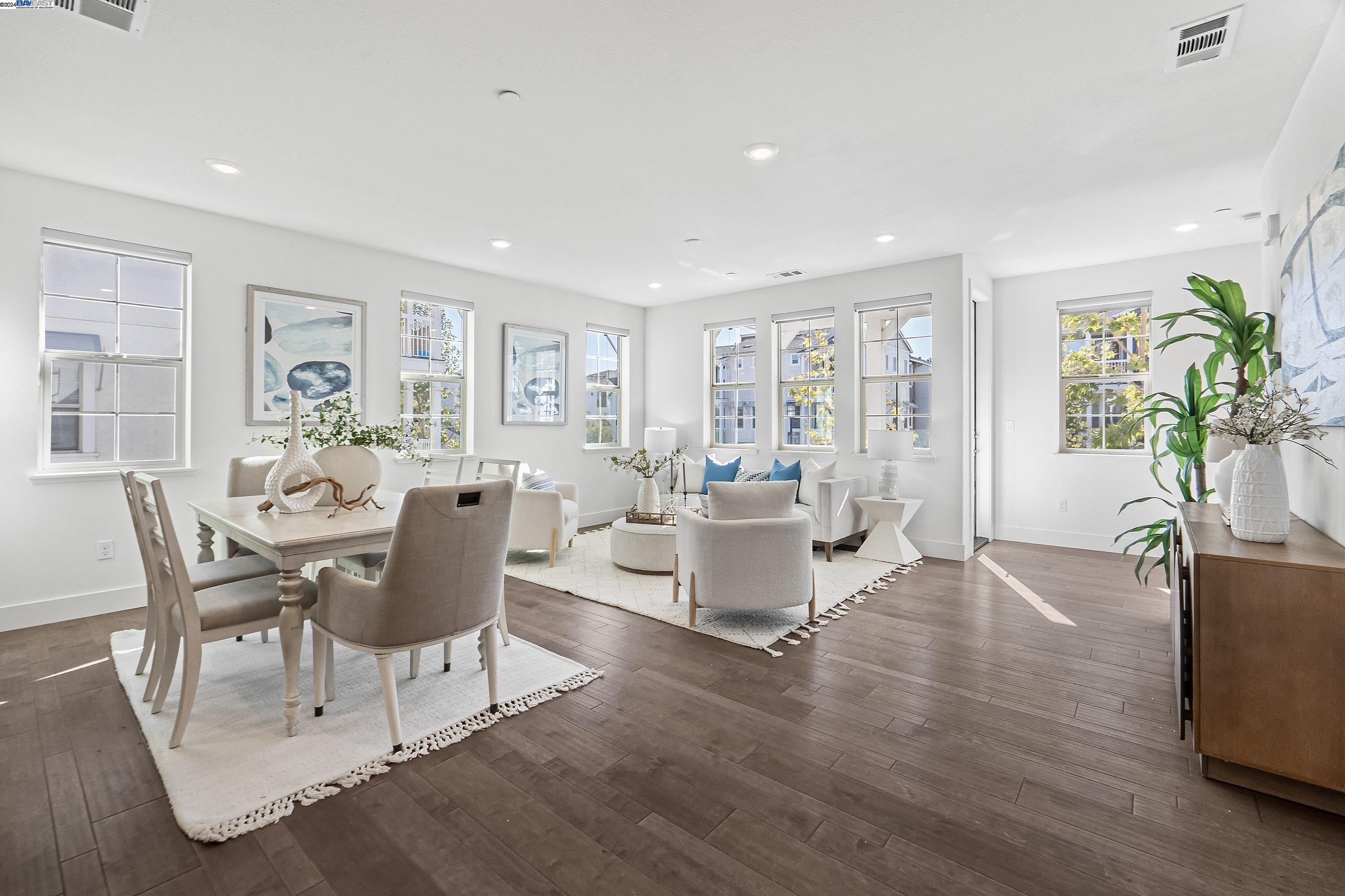 Detail Gallery Image 1 of 1 For 8560 Leeward Way, Newark,  CA 94560 - 2 Beds | 2/1 Baths