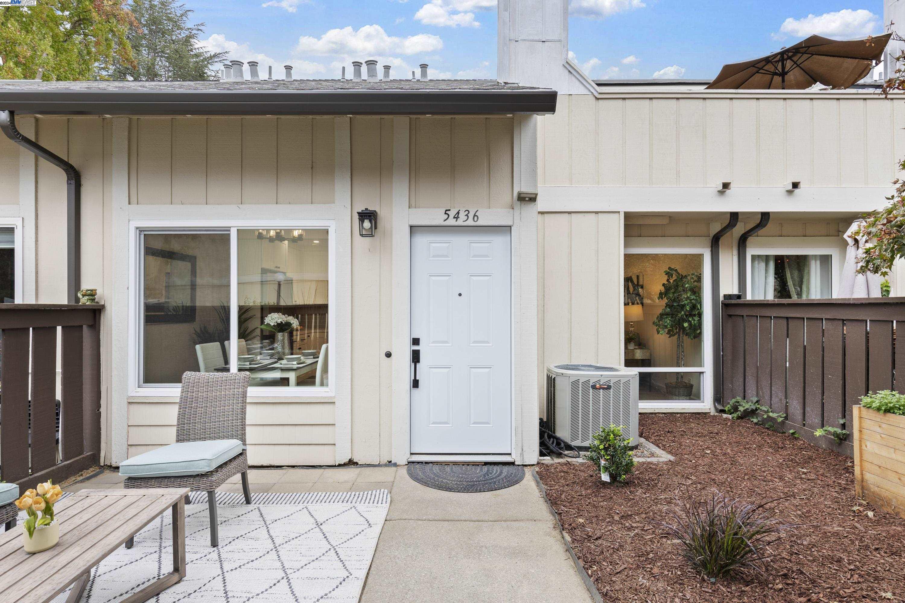 More Details about MLS # 41076700 : 5436 BLACK AVE