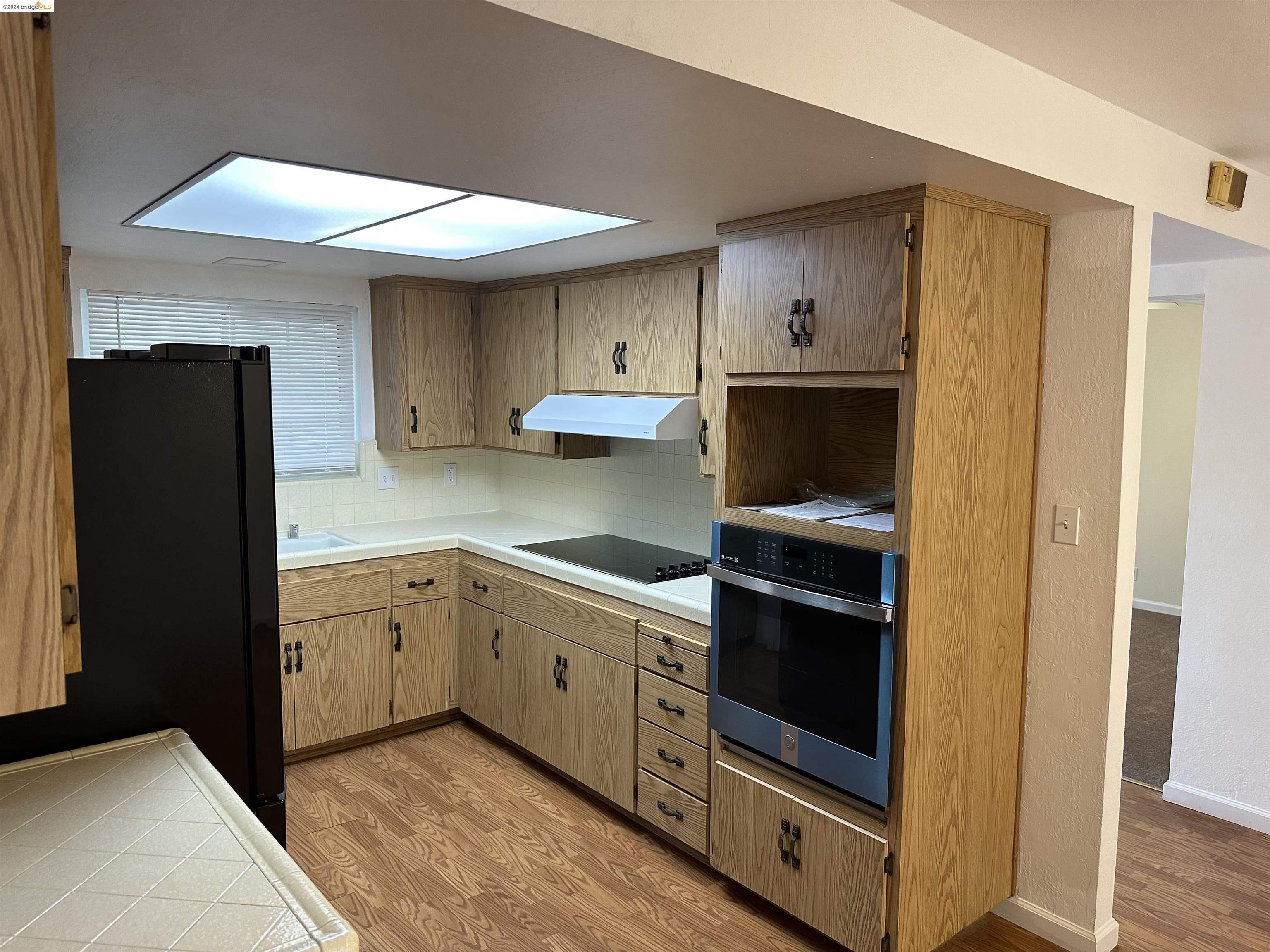 Detail Gallery Image 4 of 15 For 1216 Putnam Street, Antioch,  CA 94509-9999 - 4 Beds | 2 Baths