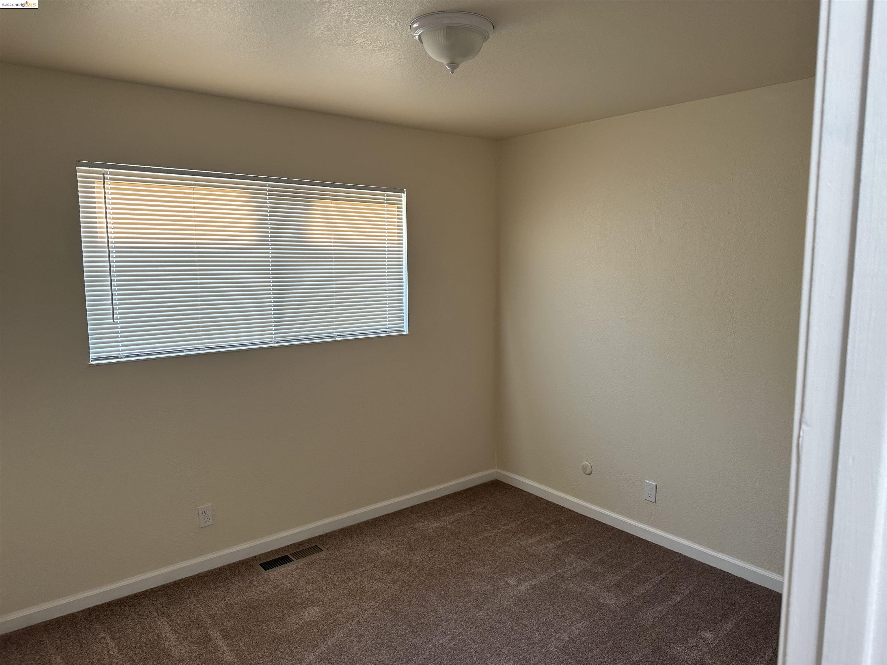 Detail Gallery Image 10 of 15 For 1216 Putnam Street, Antioch,  CA 94509-9999 - 4 Beds | 2 Baths
