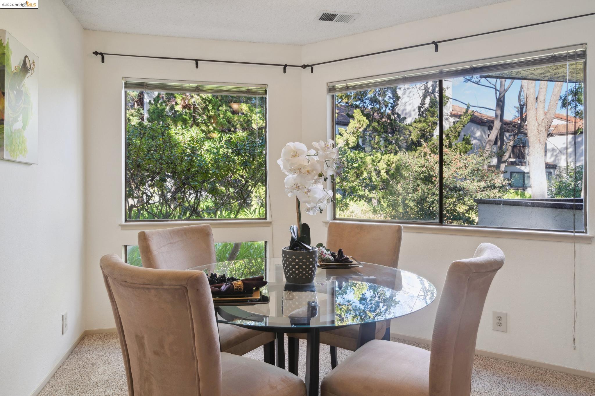 Photo #5: 41076735 Listing 