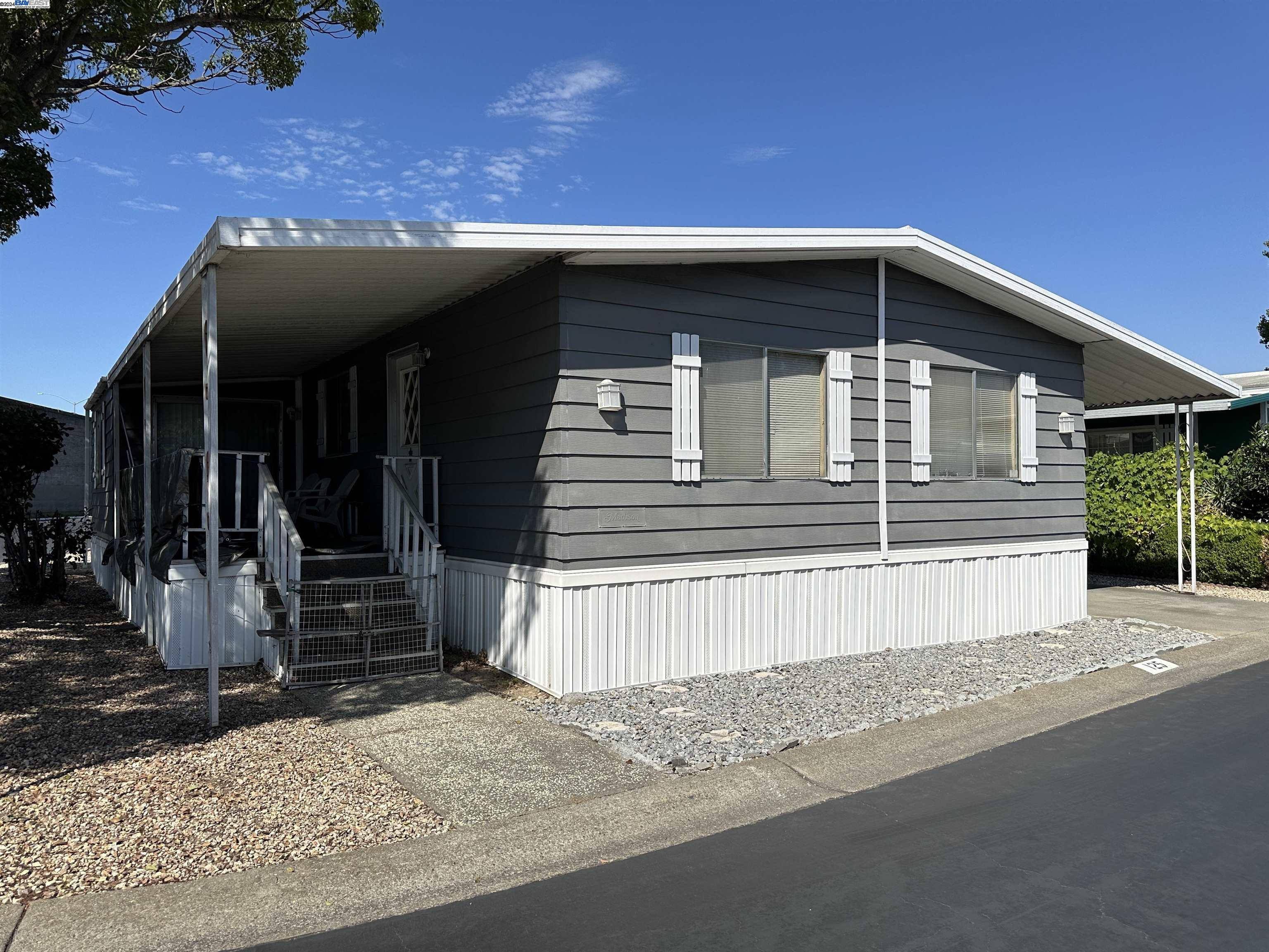 Detail Gallery Image 1 of 1 For 125 Hana Way, Union City,  CA 94587 - 2 Beds | 2 Baths