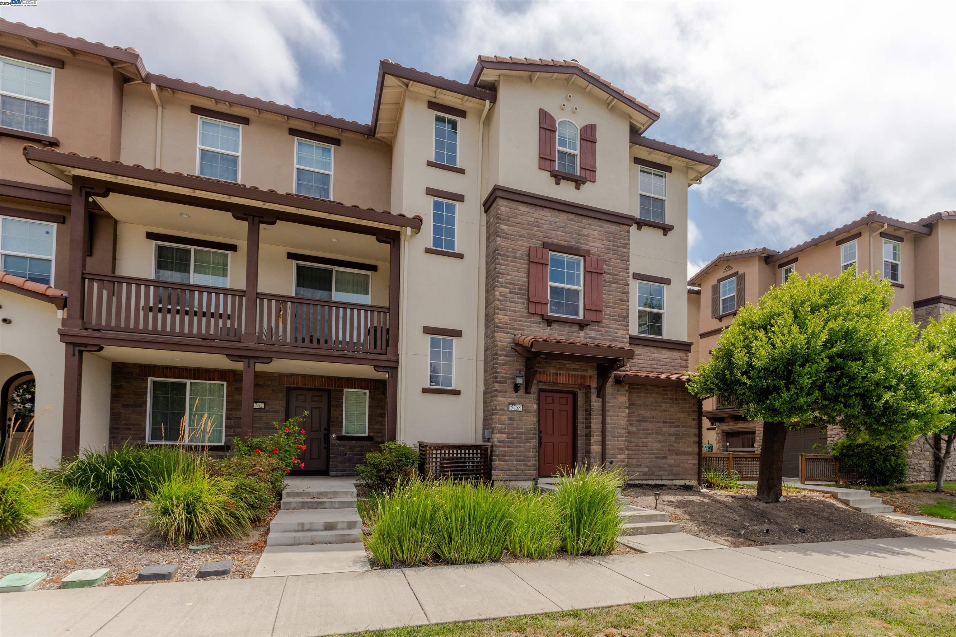 Photo #2: 41076788 Listing 