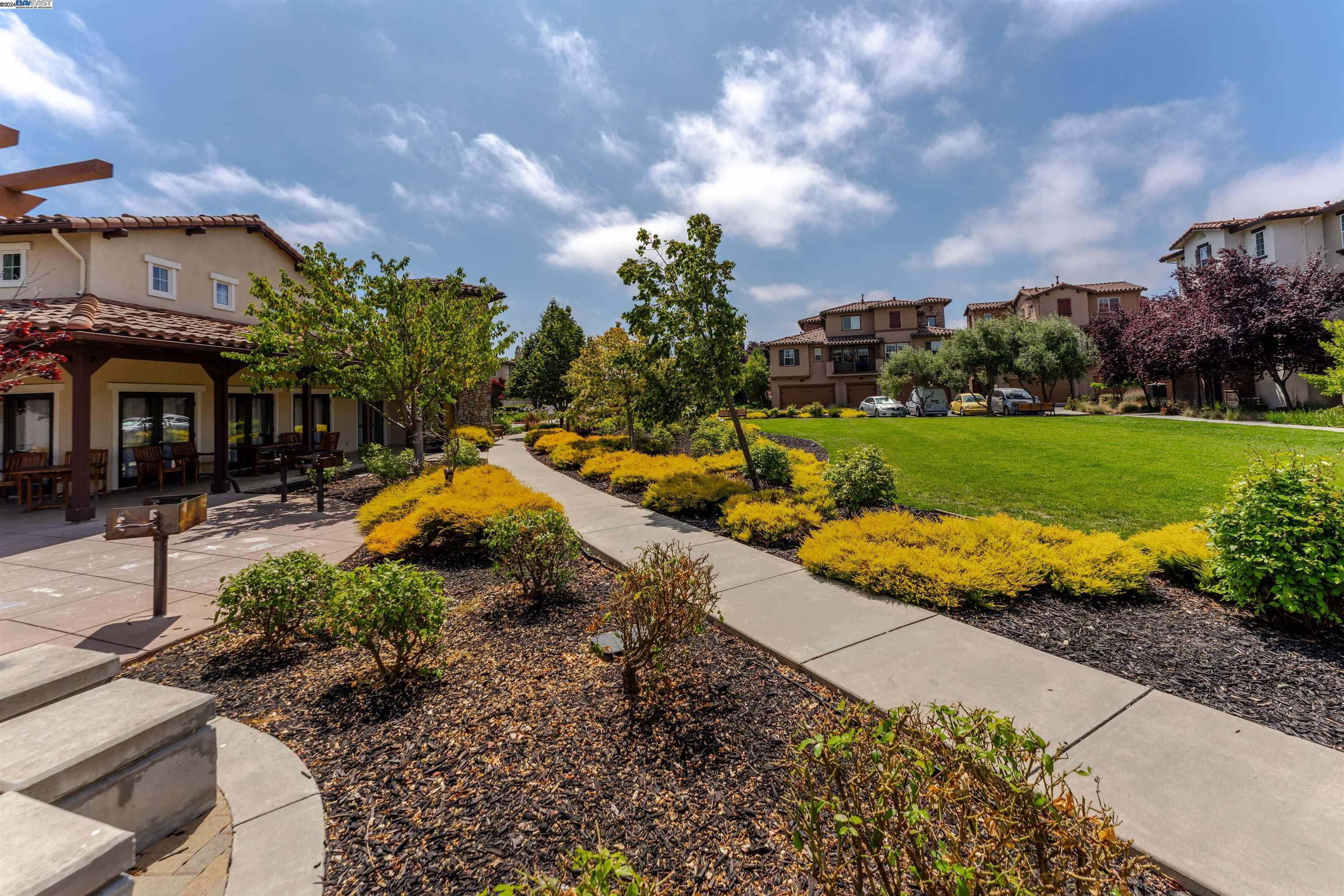 Photo #4: 41076788 Listing 