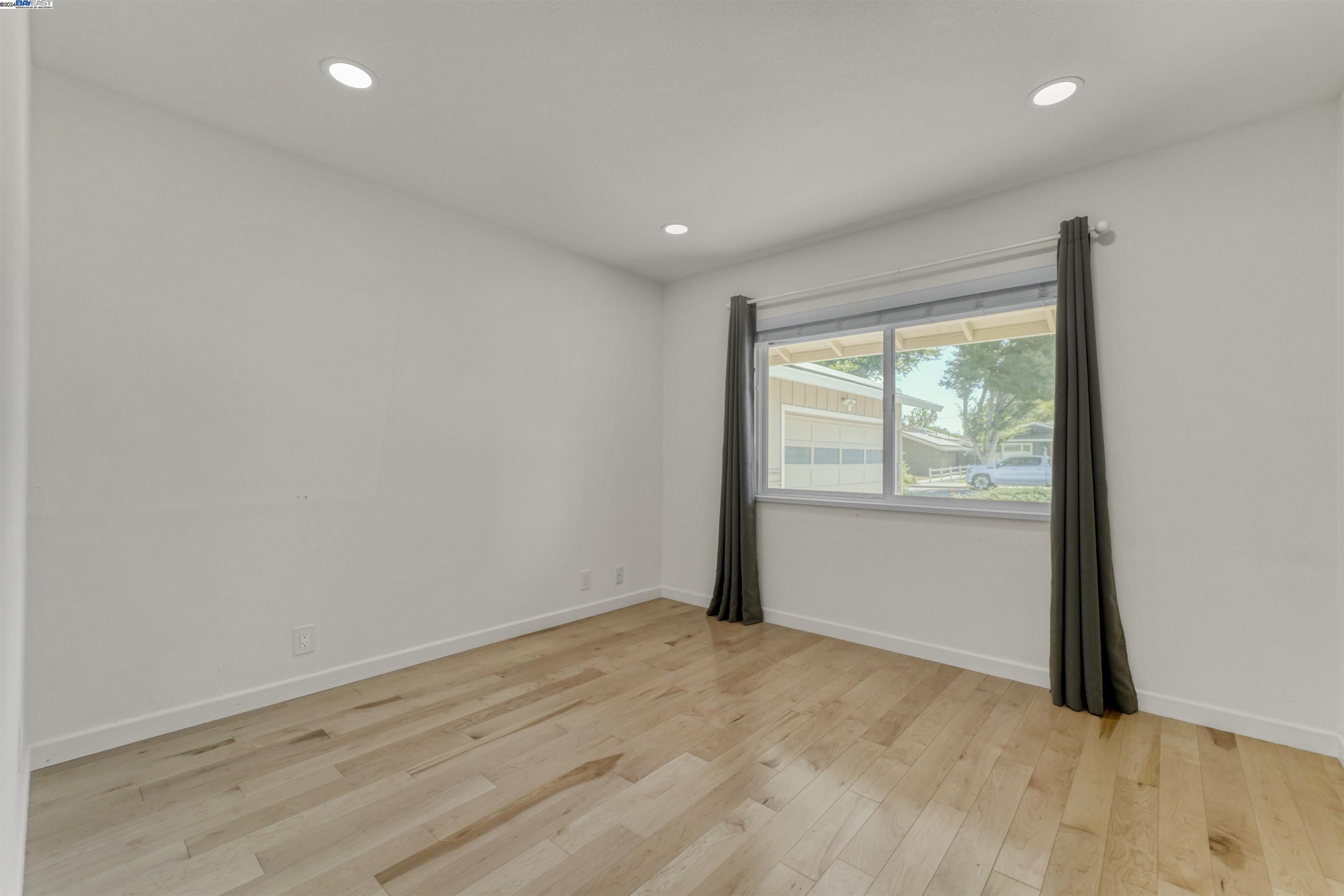 Detail Gallery Image 42 of 60 For 1499 Kiner Ave, San Jose,  CA 95125 - 4 Beds | 2/1 Baths