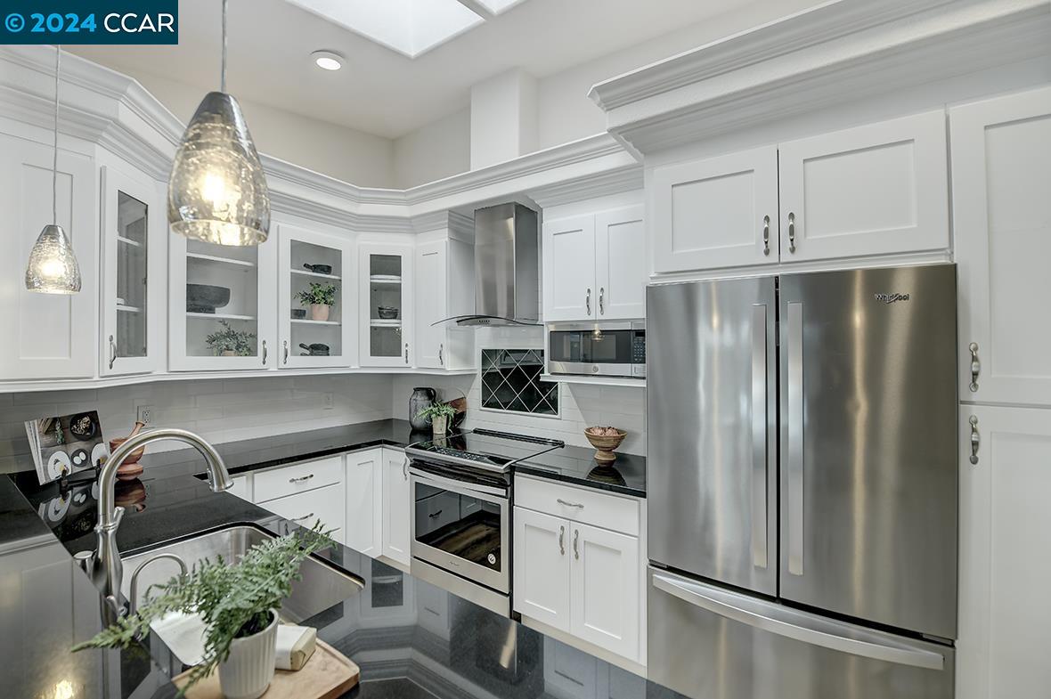 Photo #2: 41076808 Listing 