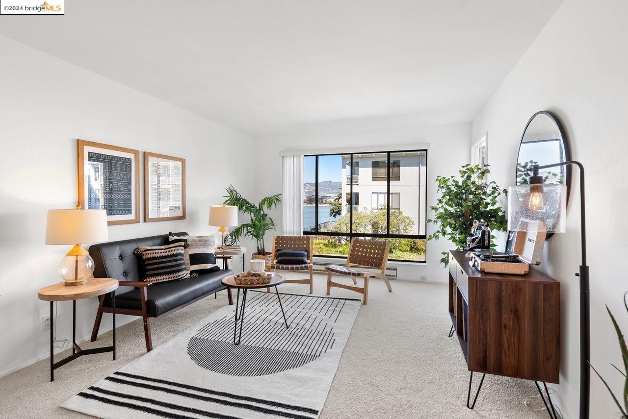 MLS: 41076815 Condo For Sale